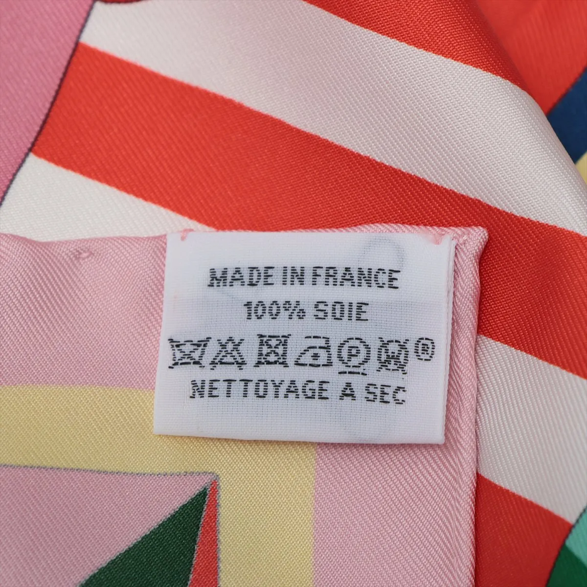 Carre 90 La Selle Imaginaire Imaginary Saddle Scarf Silk Pink Thread Smell — view 7