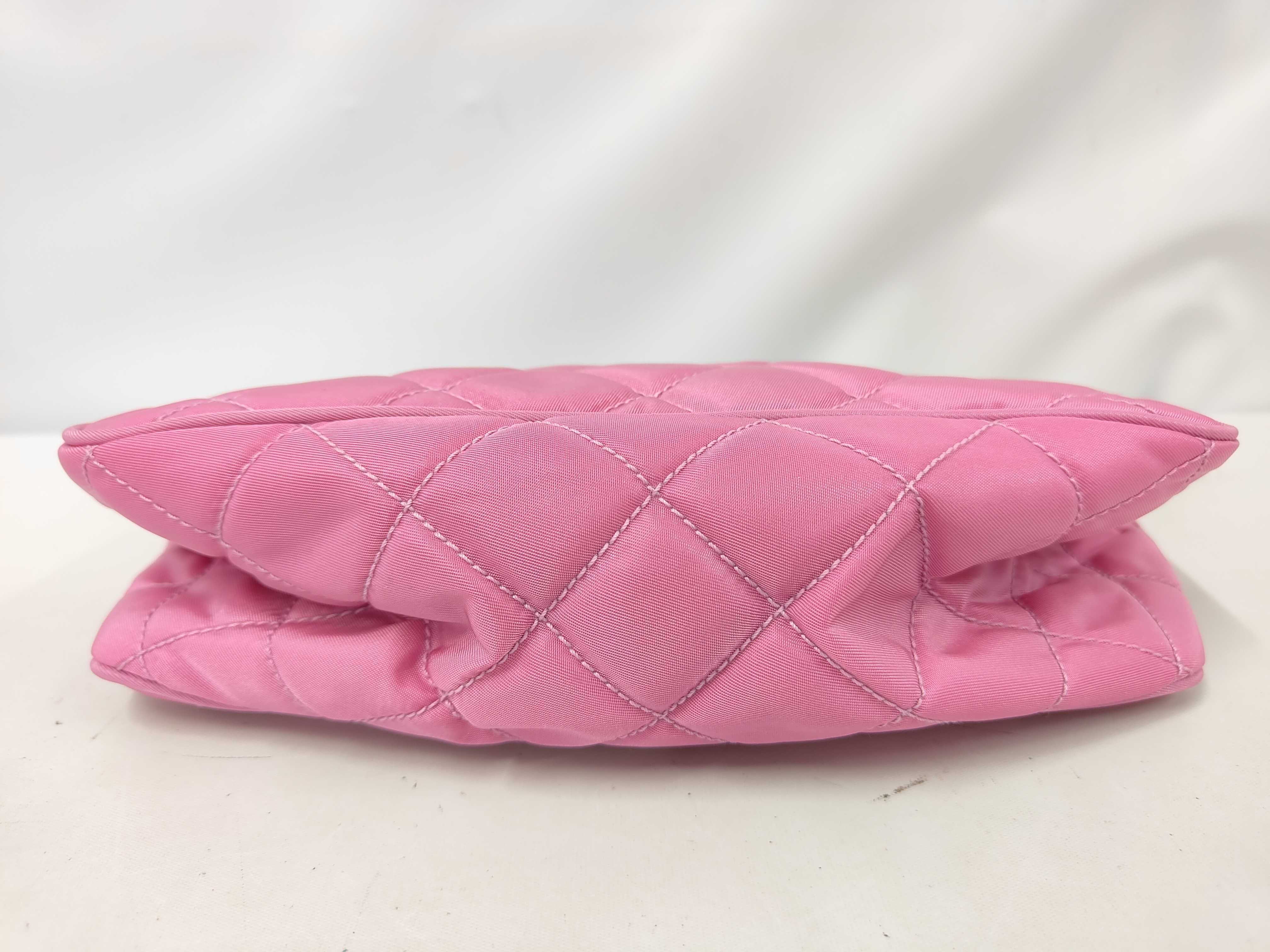 pouch — view 3
