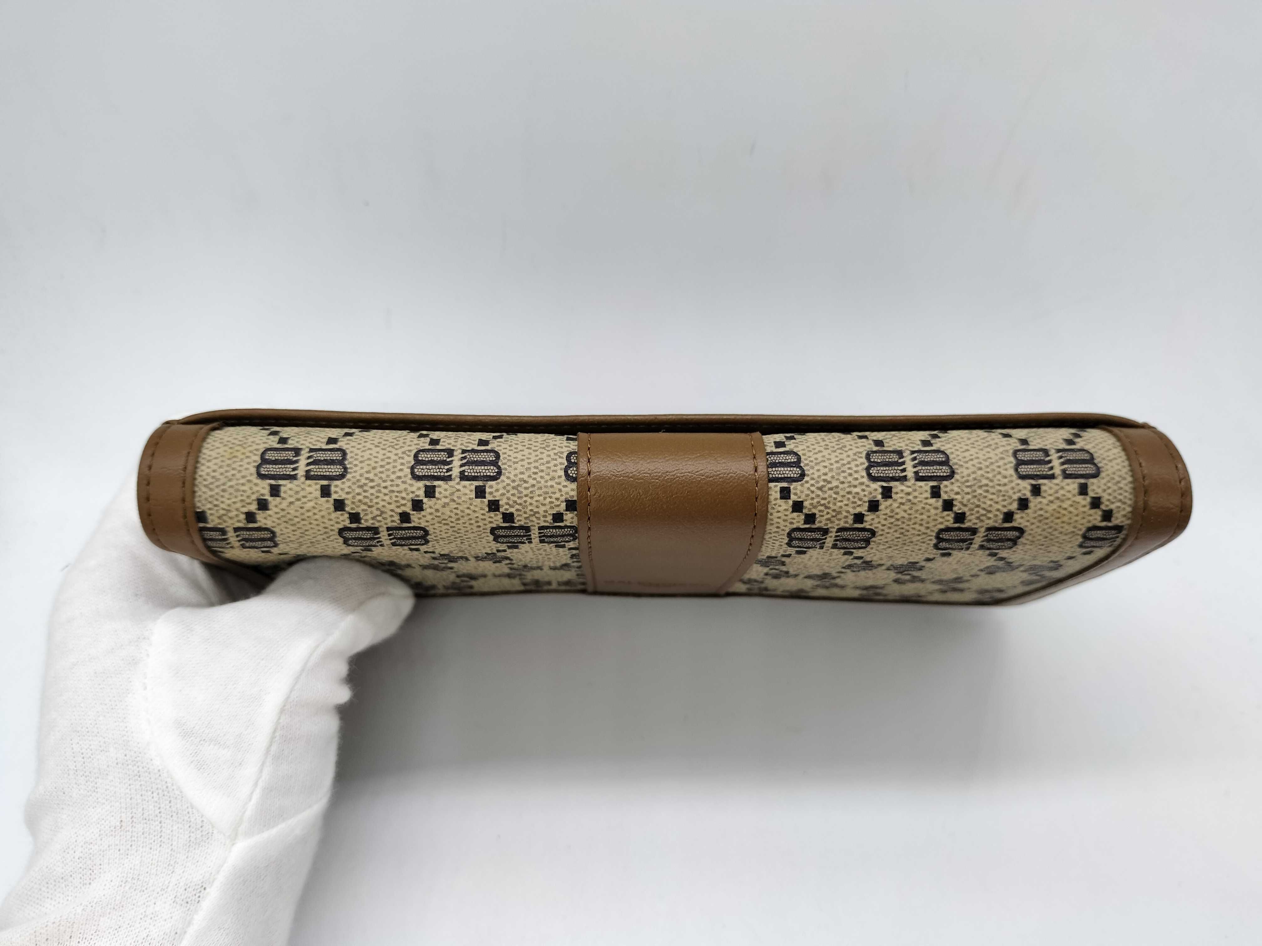 long wallet — view 6