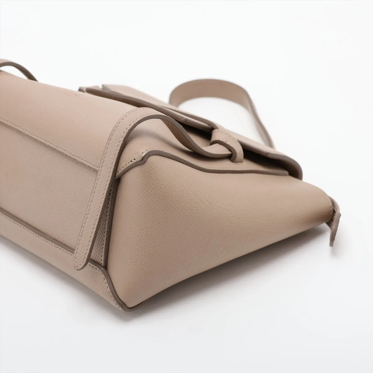 Belt Bag Nano Leather 2-Way Handbag Beige — view 3