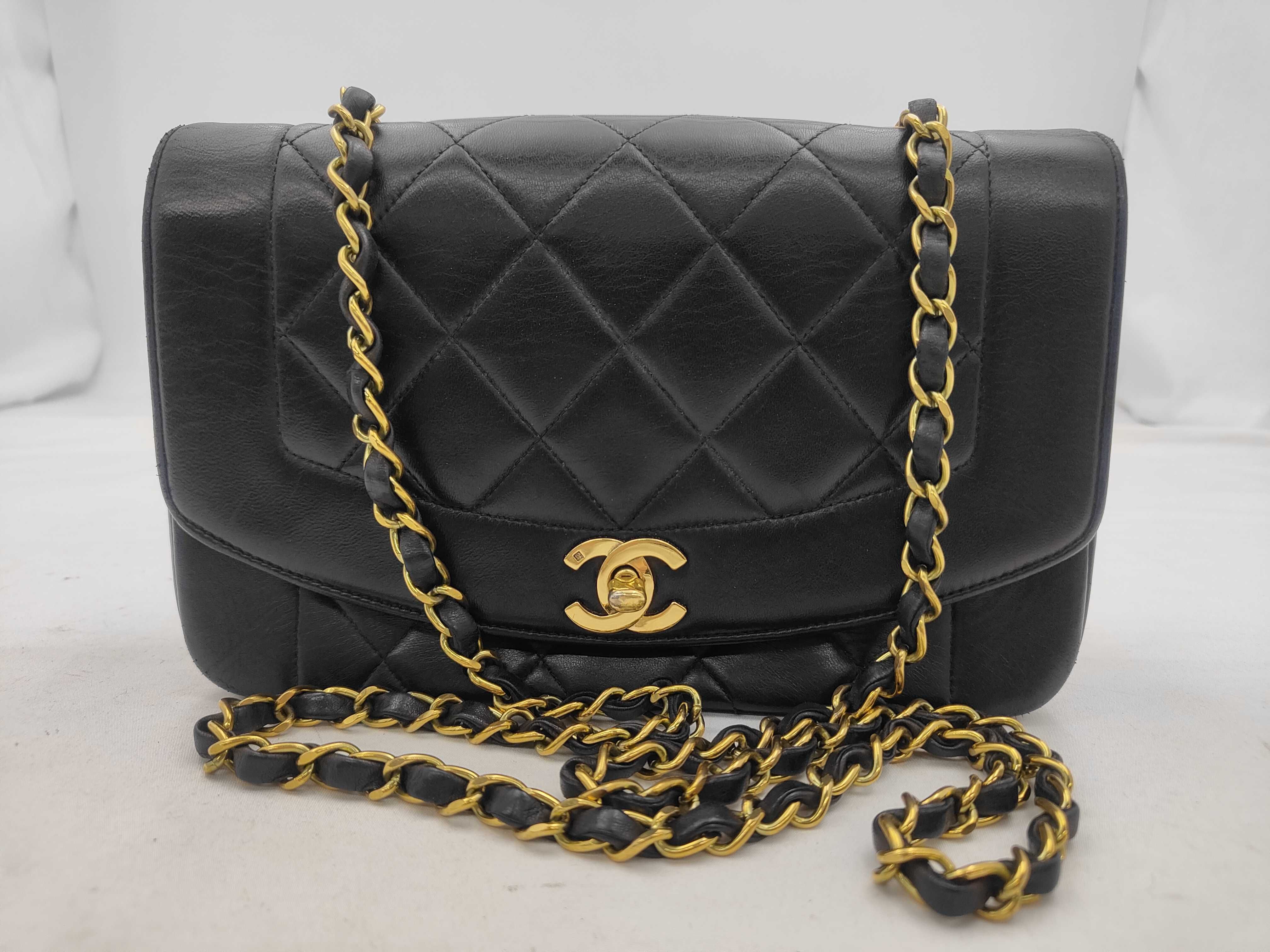Diana 22 Lambskin Matelassé Shoulder Bag