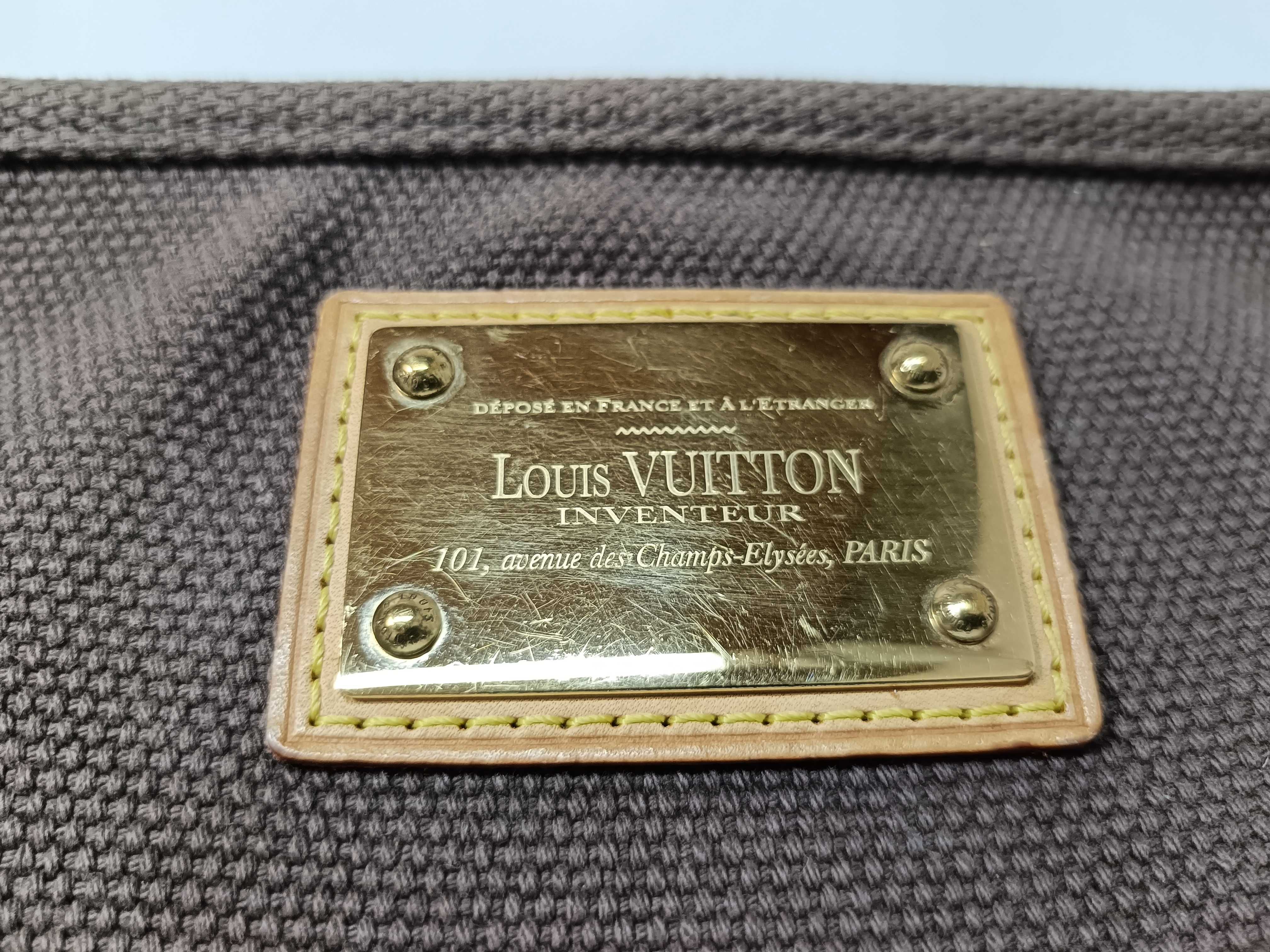 Antigua Pochette Plat PM Pouch — view 11
