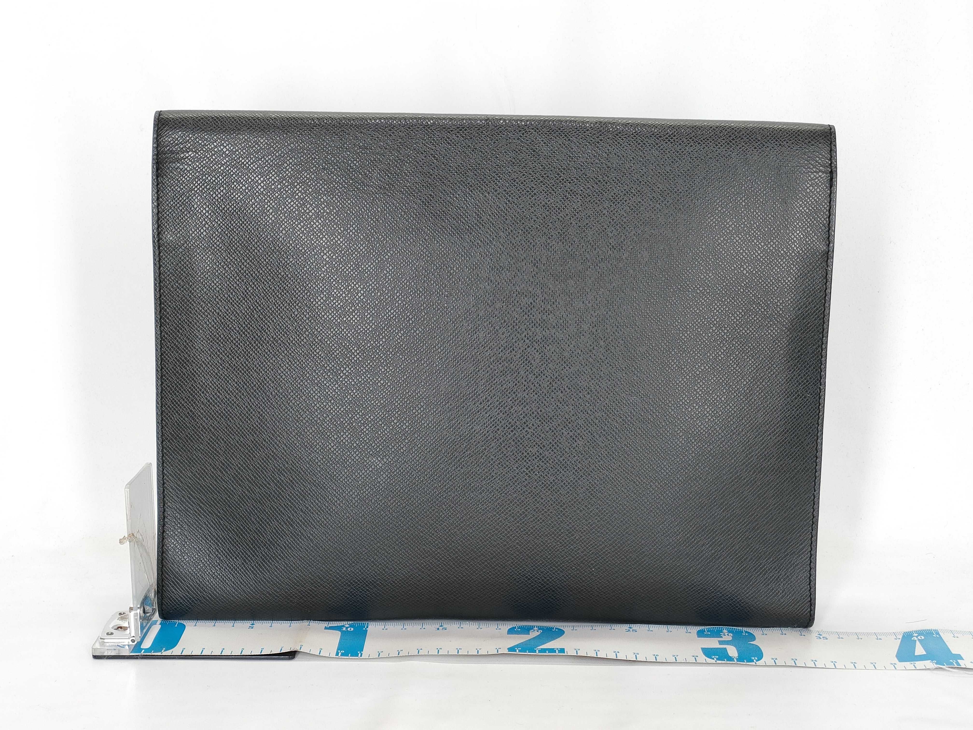 Taiga Minute M31062 Clutch Bag — view 2