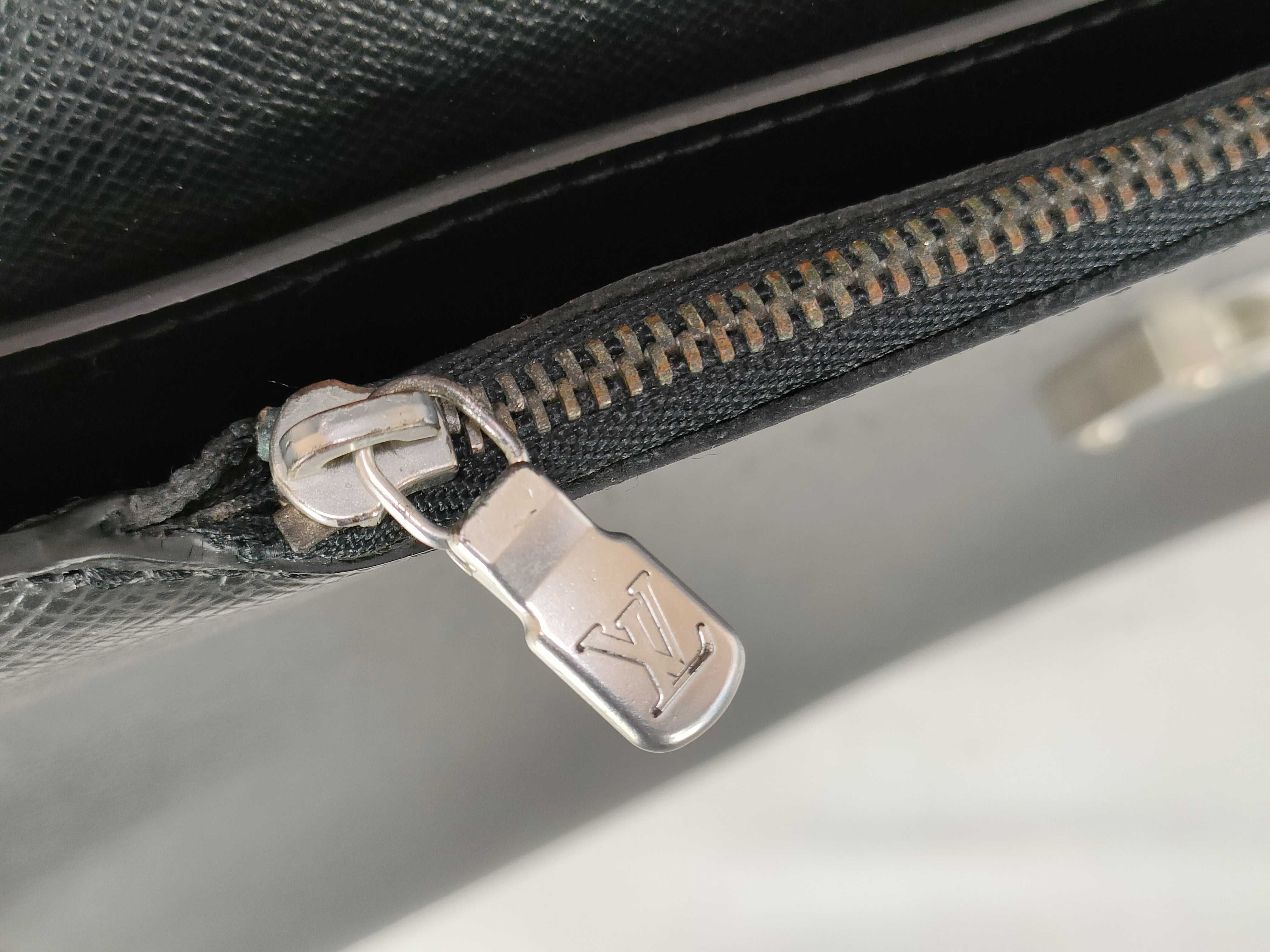 Taiga Minute M31062 Clutch Bag — view 14