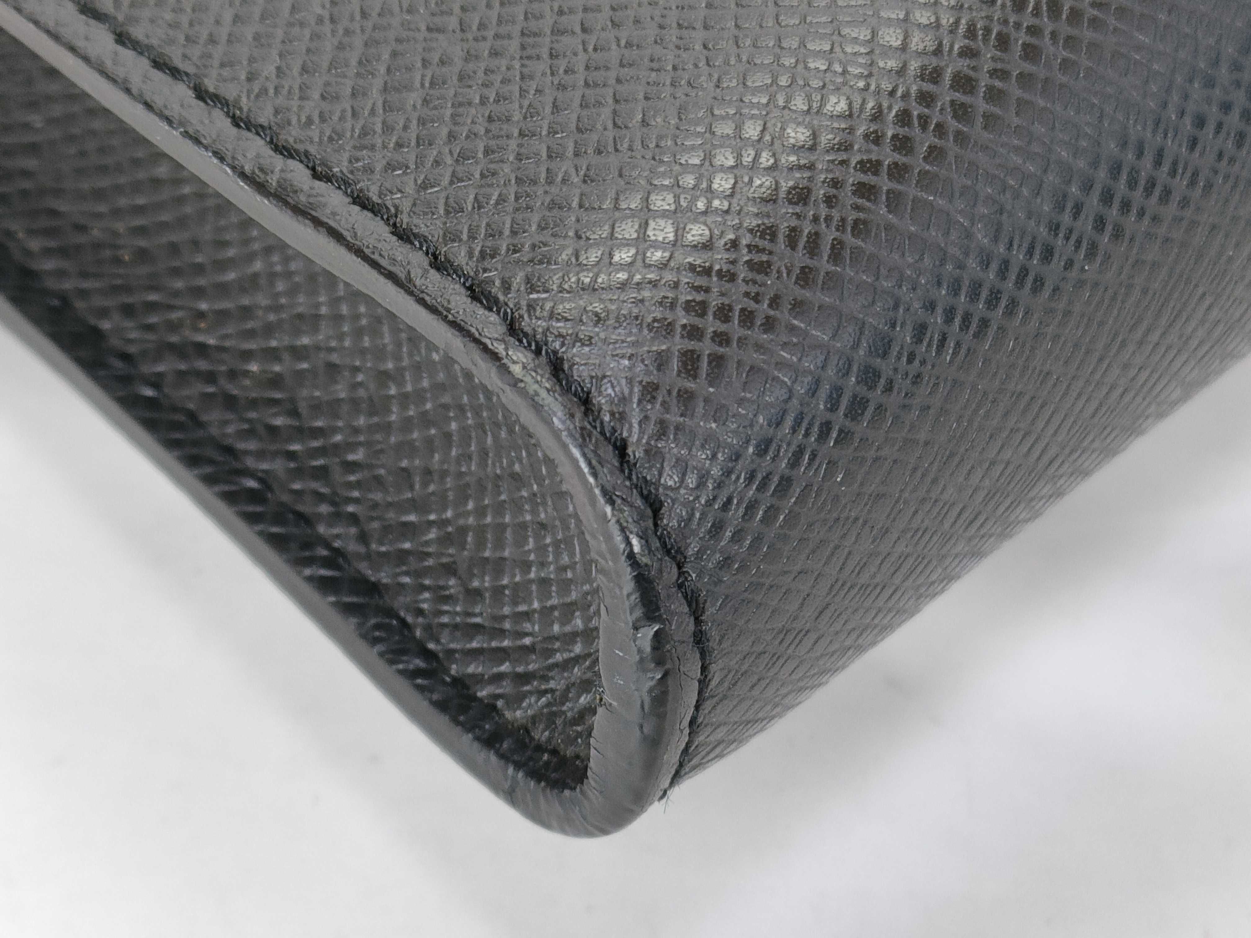 Taiga Minute M31062 Clutch Bag — view 3