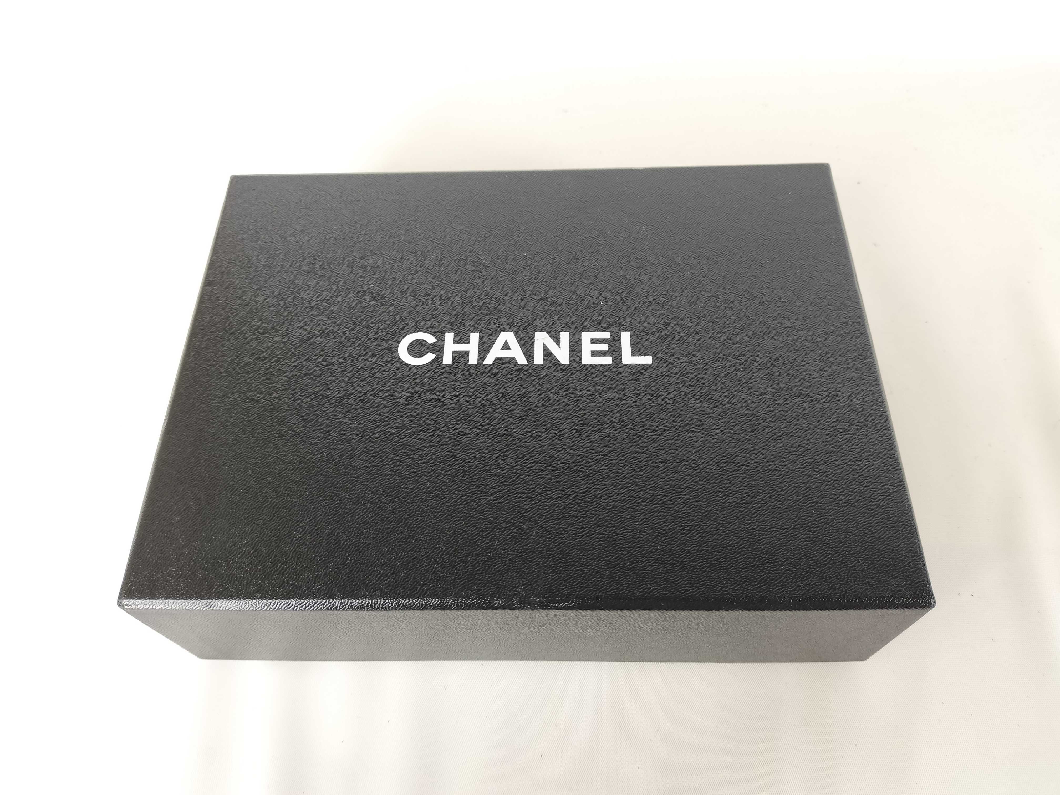 Camellia Long Wallet — view 14