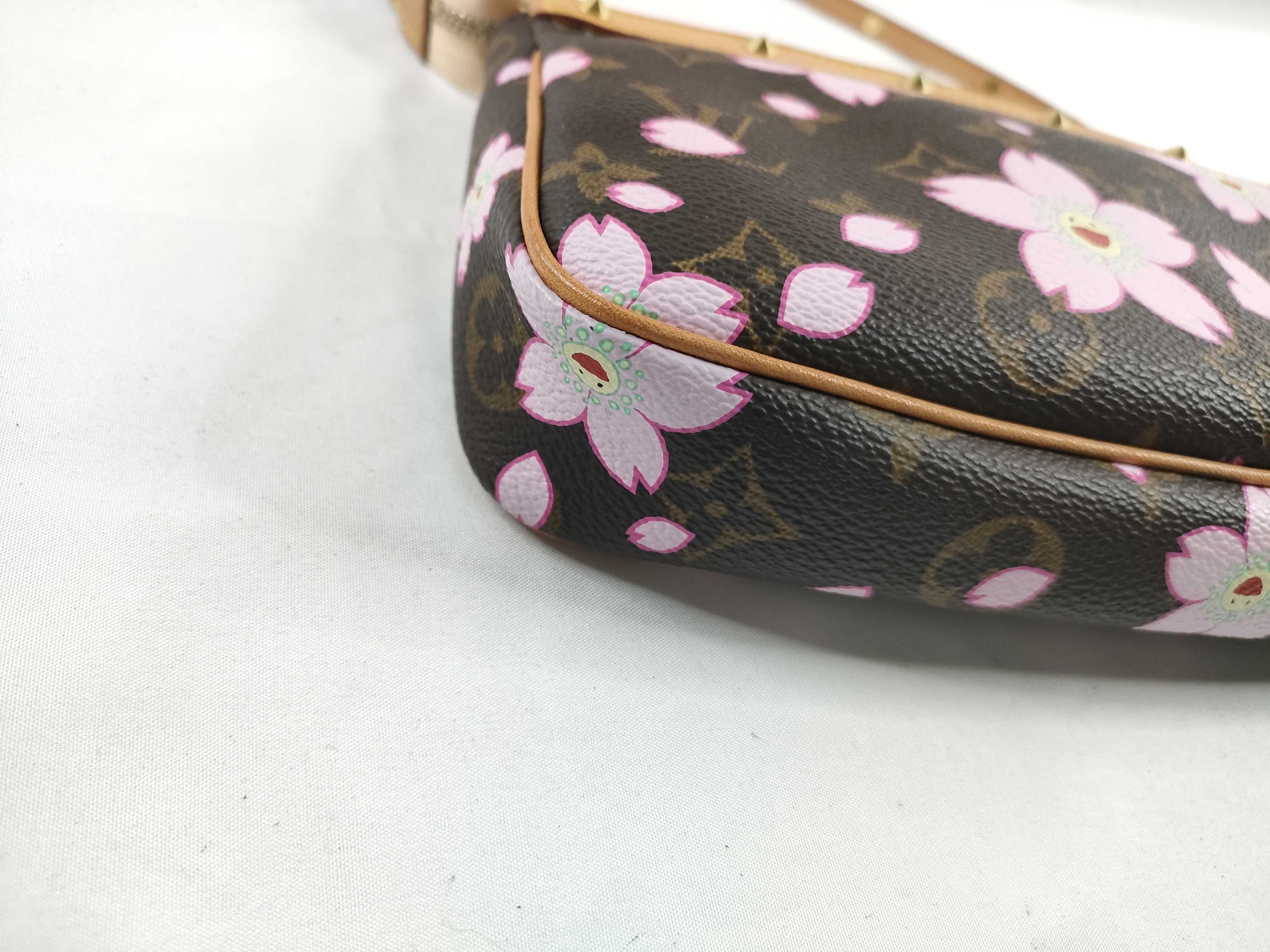 Monogram Cherry Blossom Accessoires M92006 Handbag — view 3
