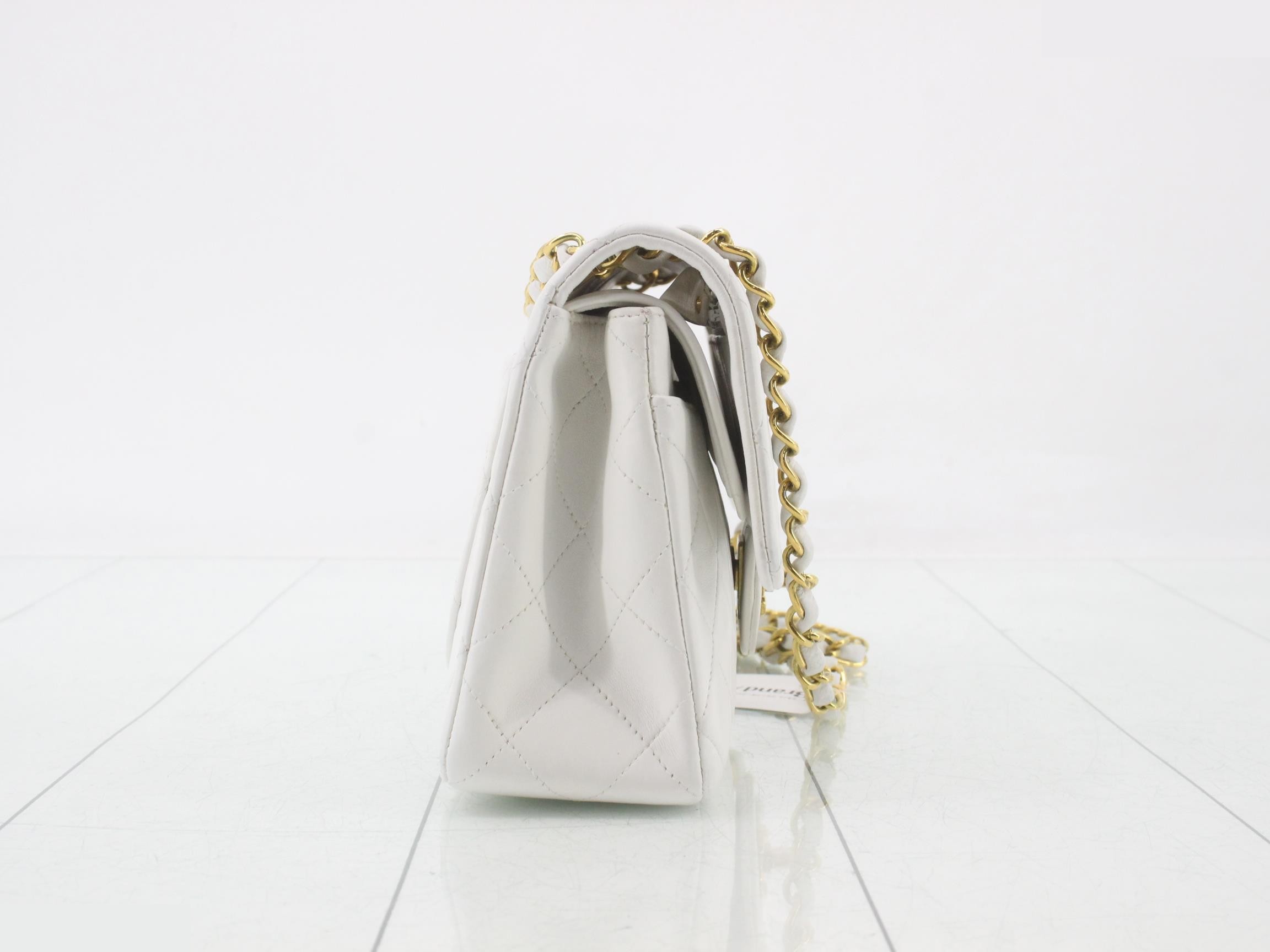 Double flap matelassé bag, size 23, lambskin, item number 2857545 — view 4