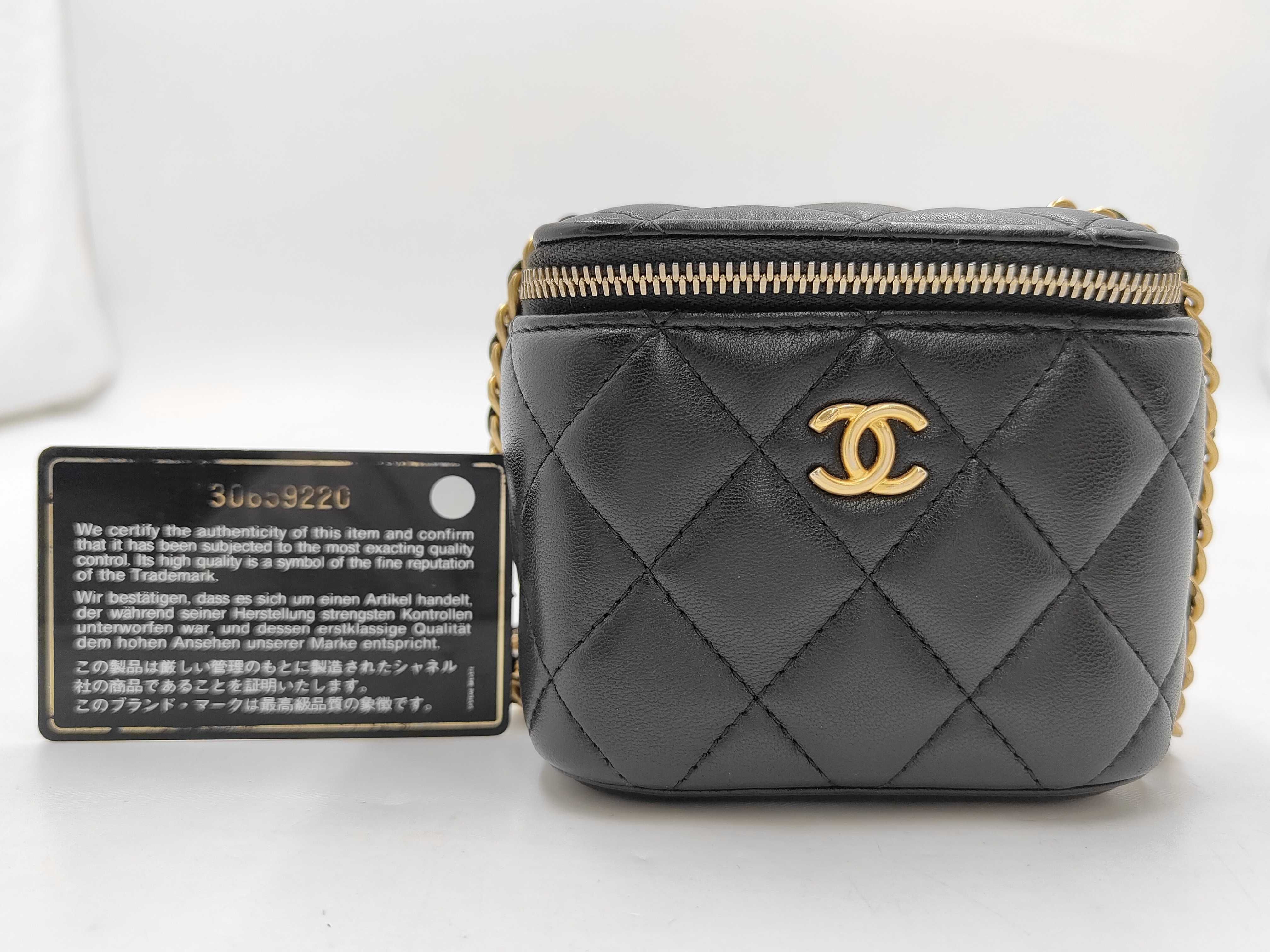 Vanity Chain Shoulder Bag