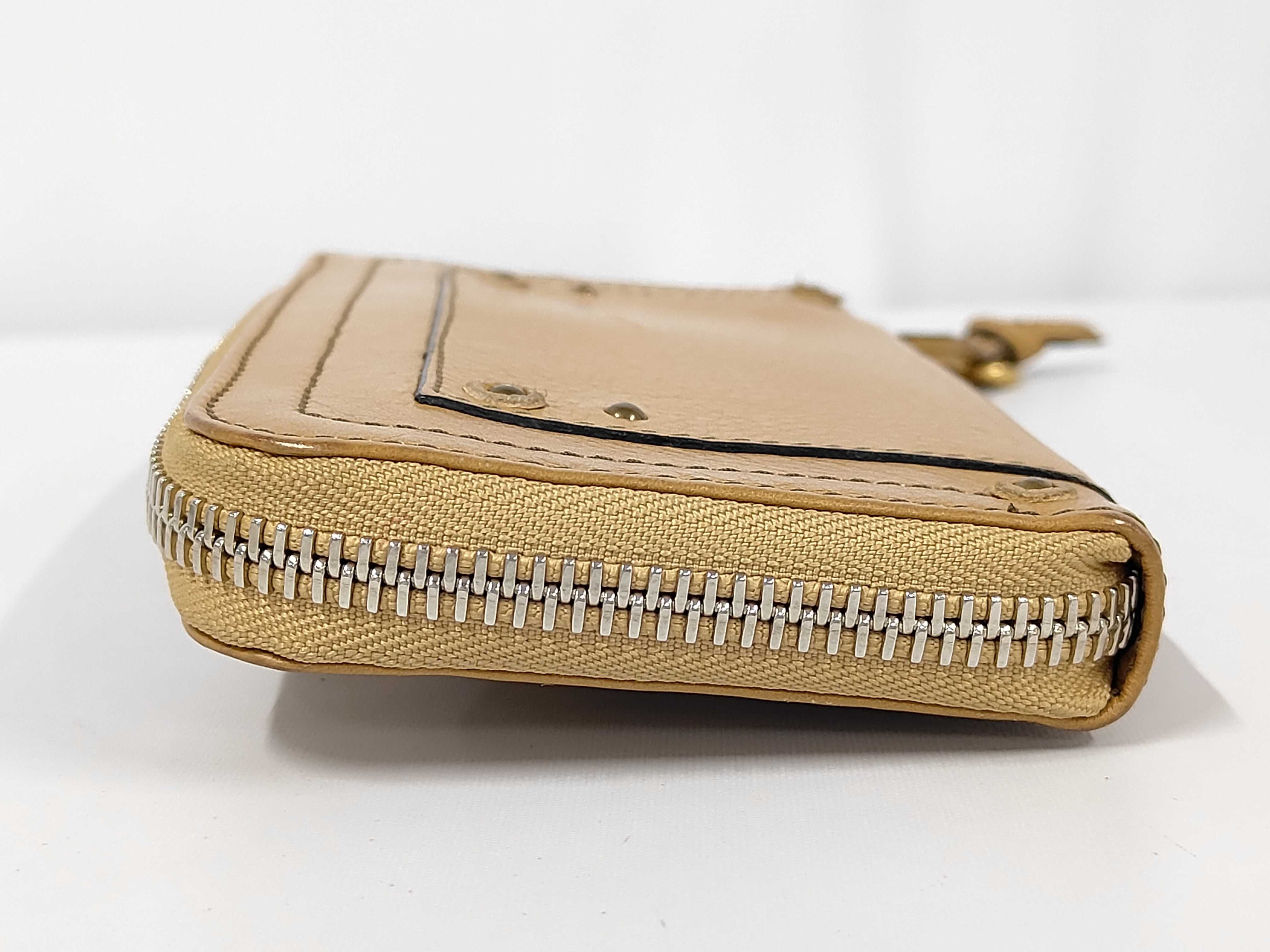 Chloé / Long Wallet / Leather Wallet — view 5