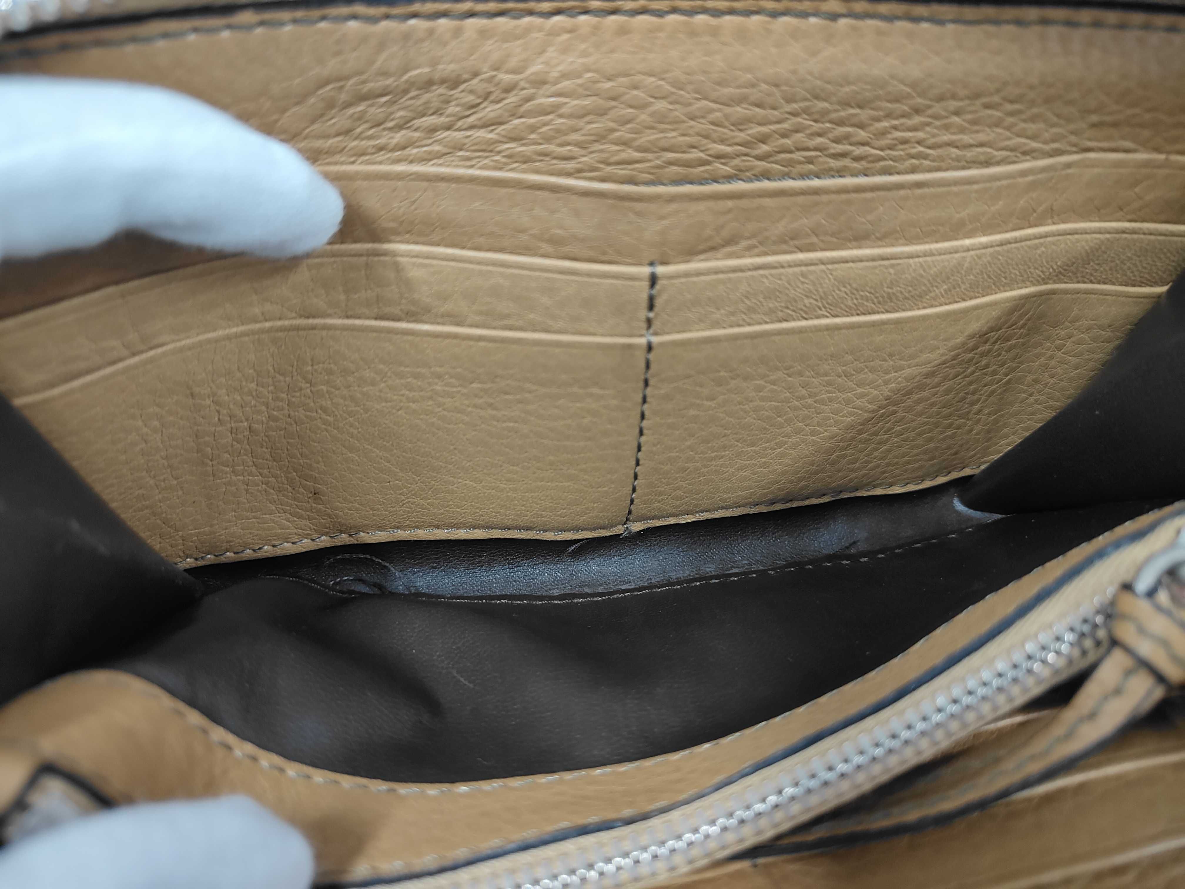 Chloé / Long Wallet / Leather Wallet — view 7
