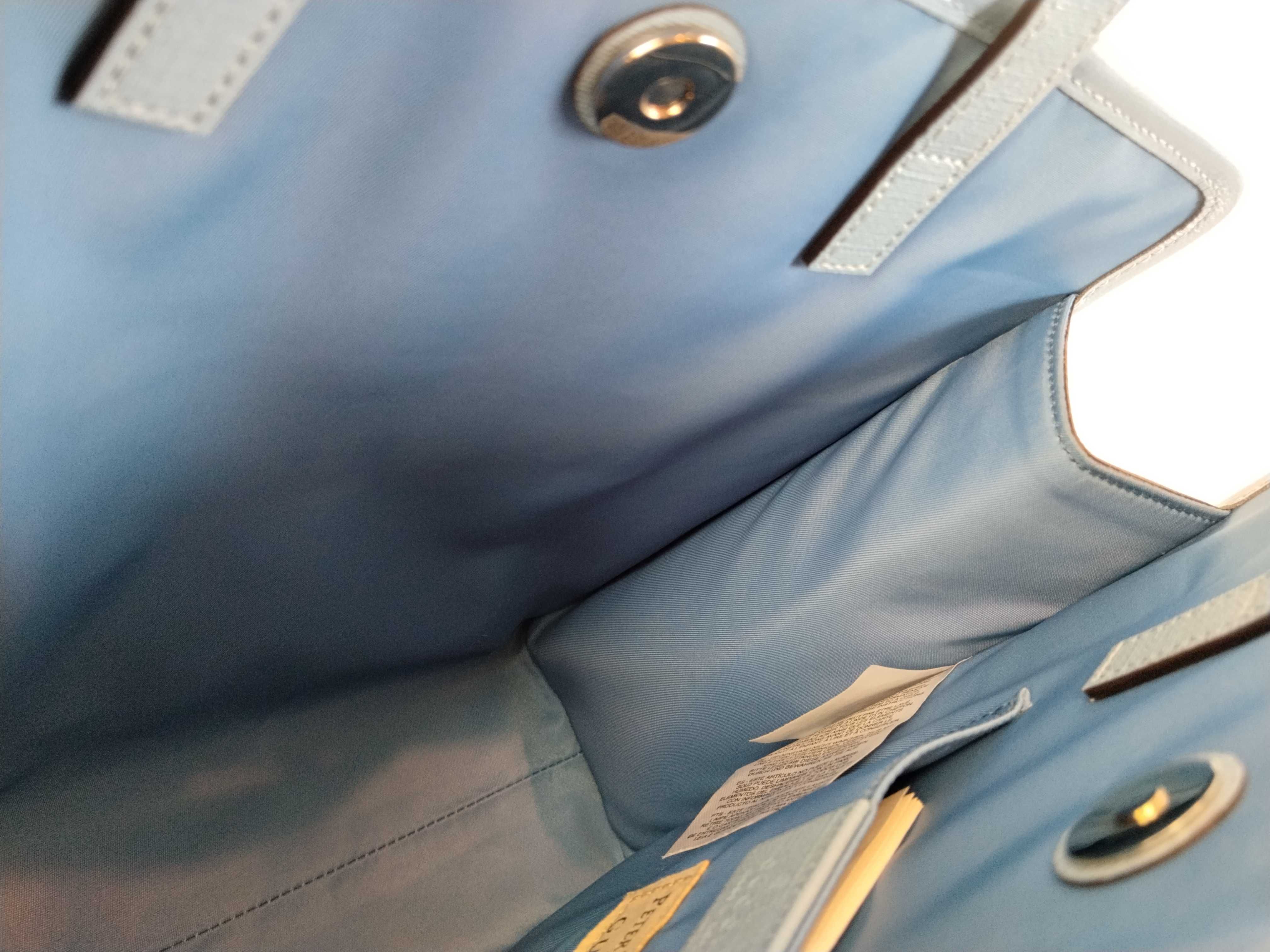 GG Supreme Children's PVC x Leather Handbag Blue 605614 Peter Rabbit Handbag — view 9