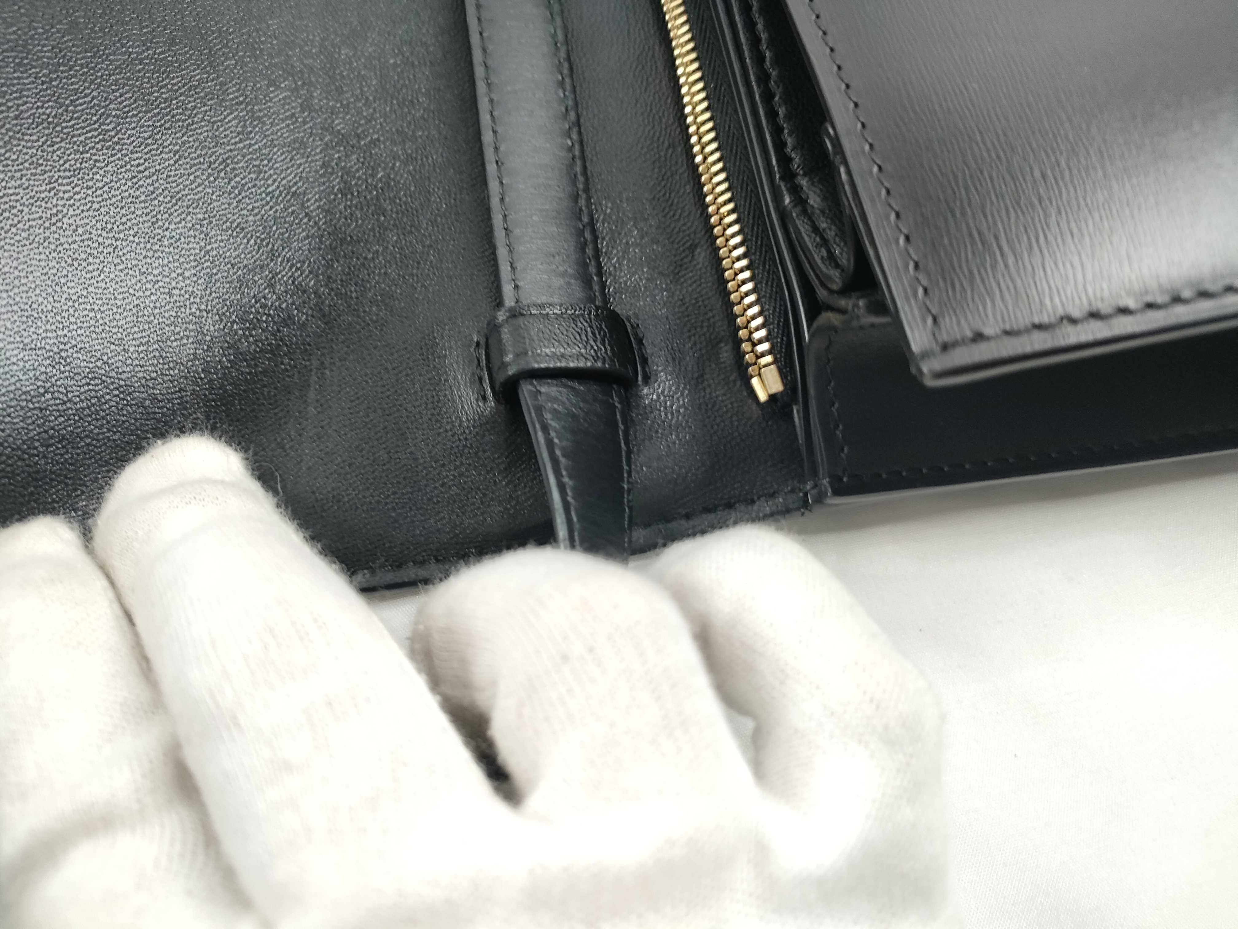 Classic Box Shoulder Bag, Black Leather Shoulder Bag — view 8