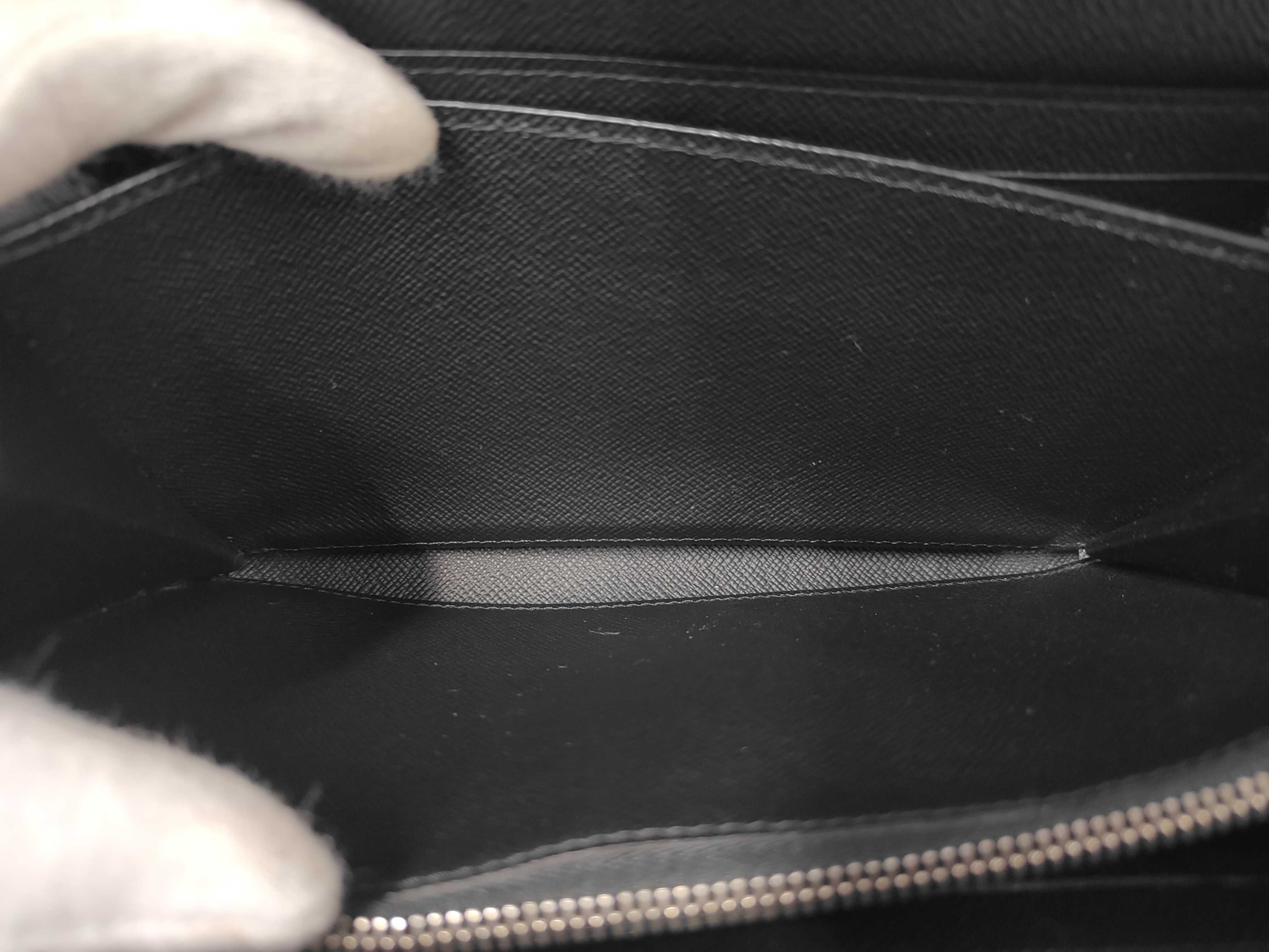 Damier Wallet Second Bag — view 8