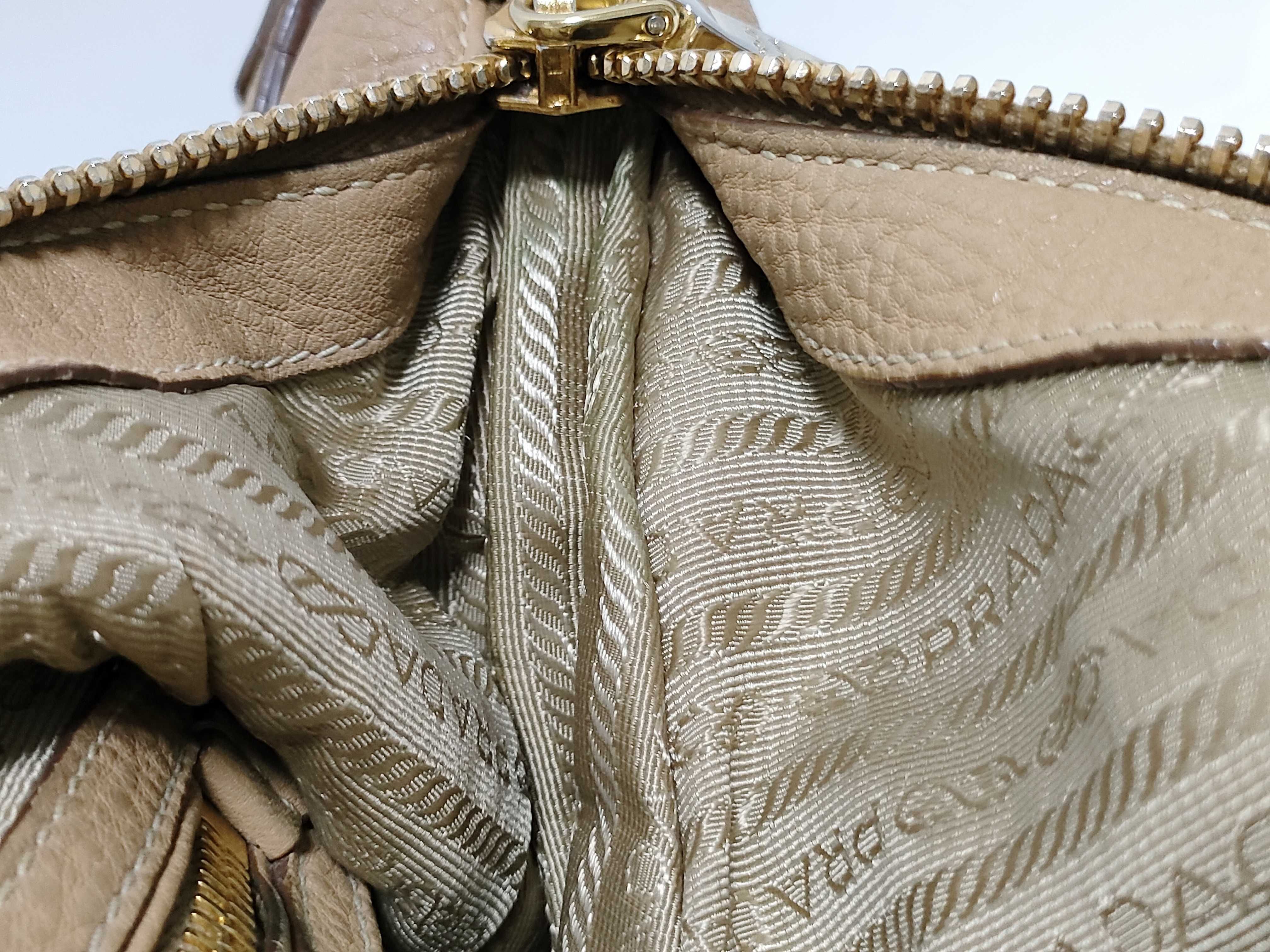 HK-B4311M Bluette Vitello Daino Sughero Handbag Shoulder Bag — view 9