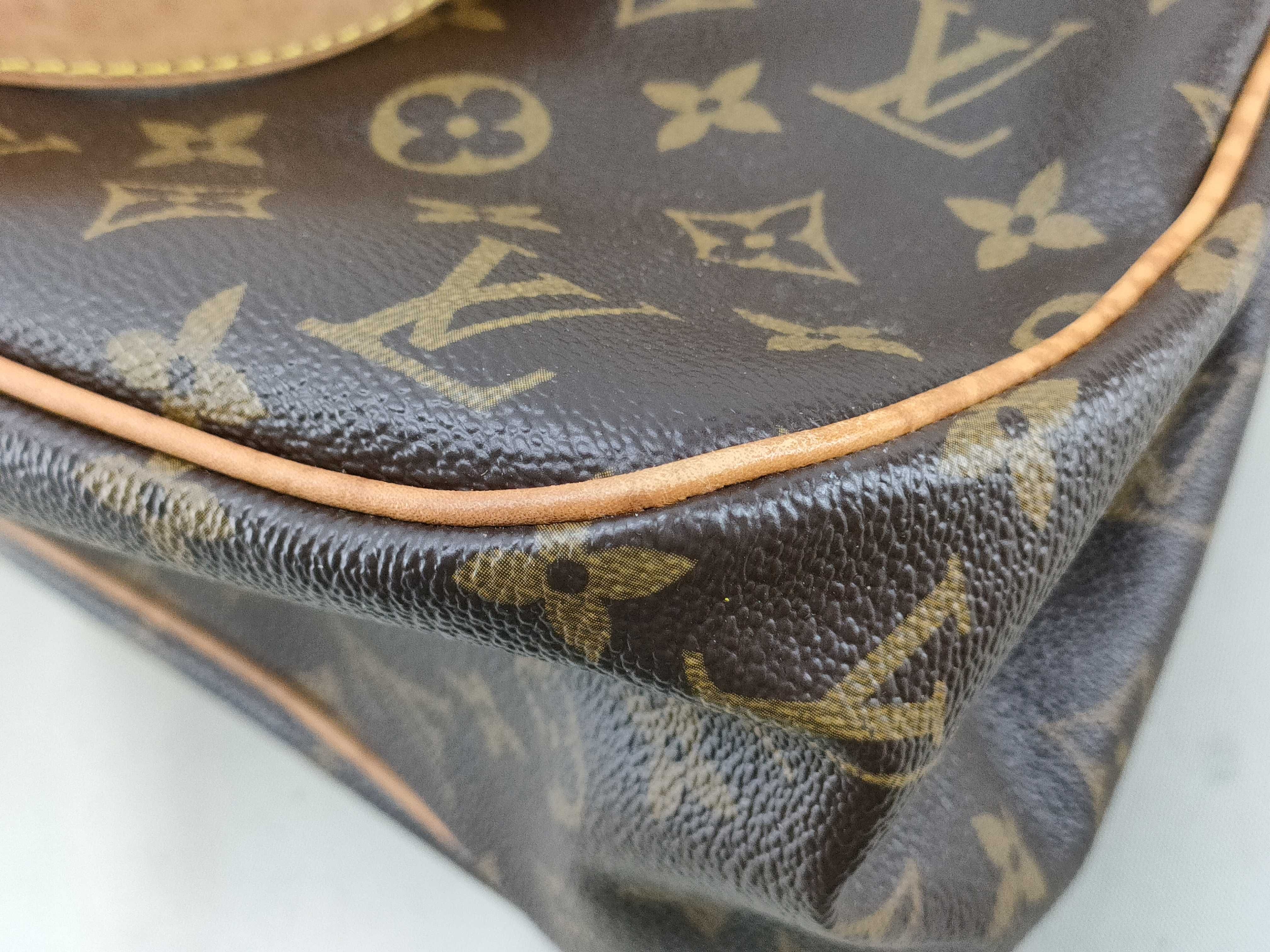 Monogram ID- Monogram Batignolles Horizontal M51154 CA0026 Brown Handbag — view 4