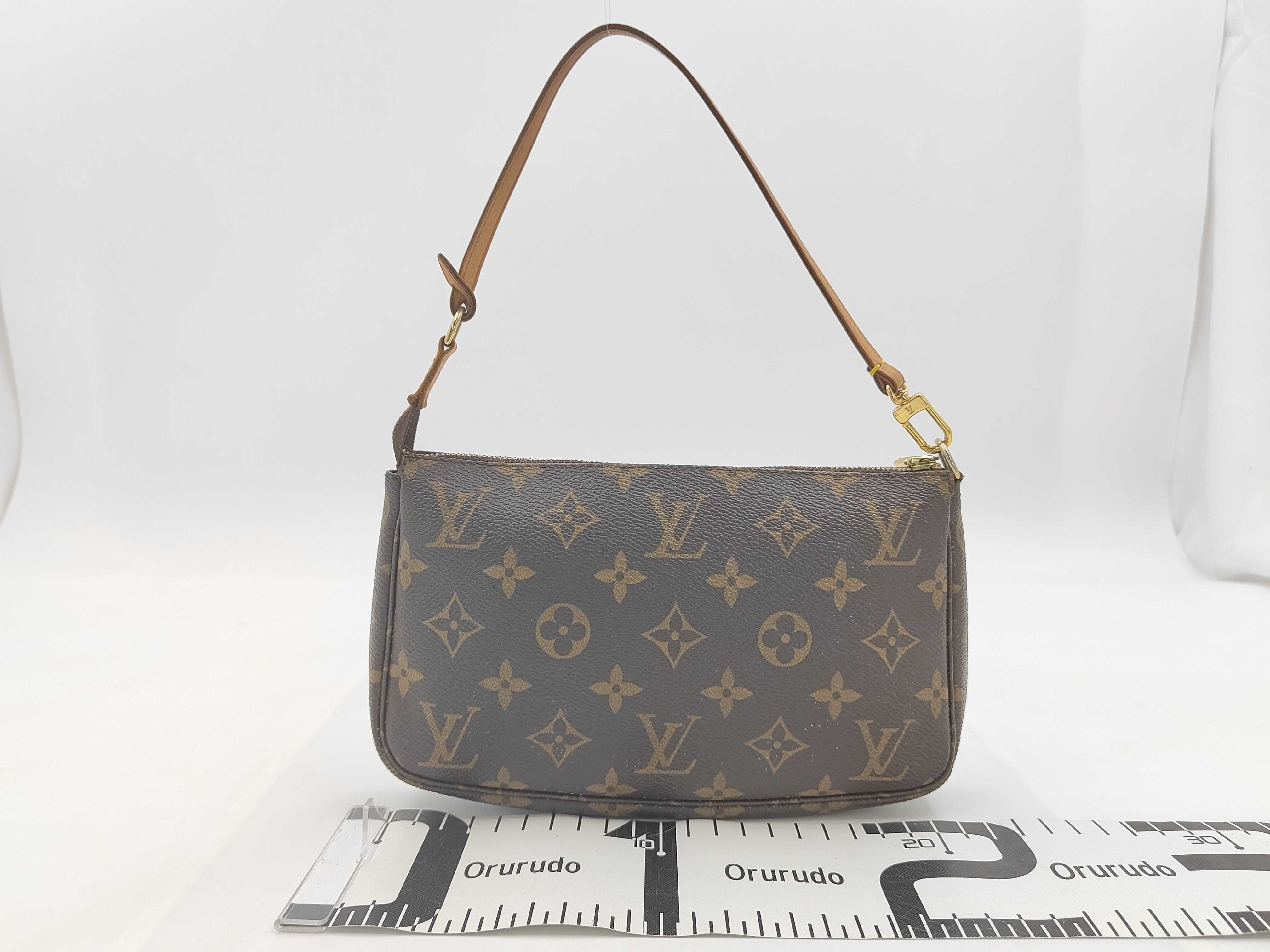 Monogram LV Accessoires Pouch — view 2