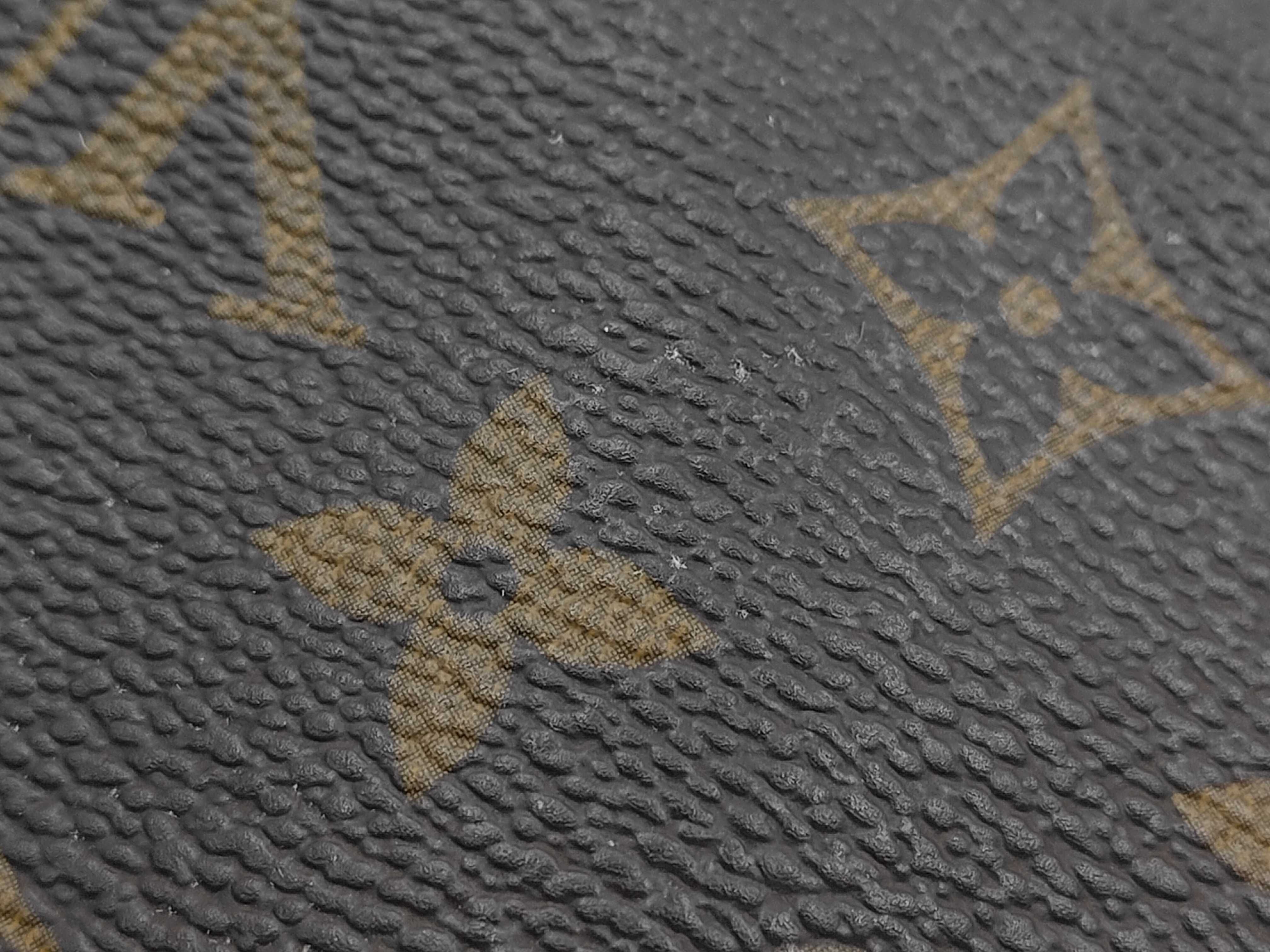 Monogram LV Accessoires Pouch — view 11