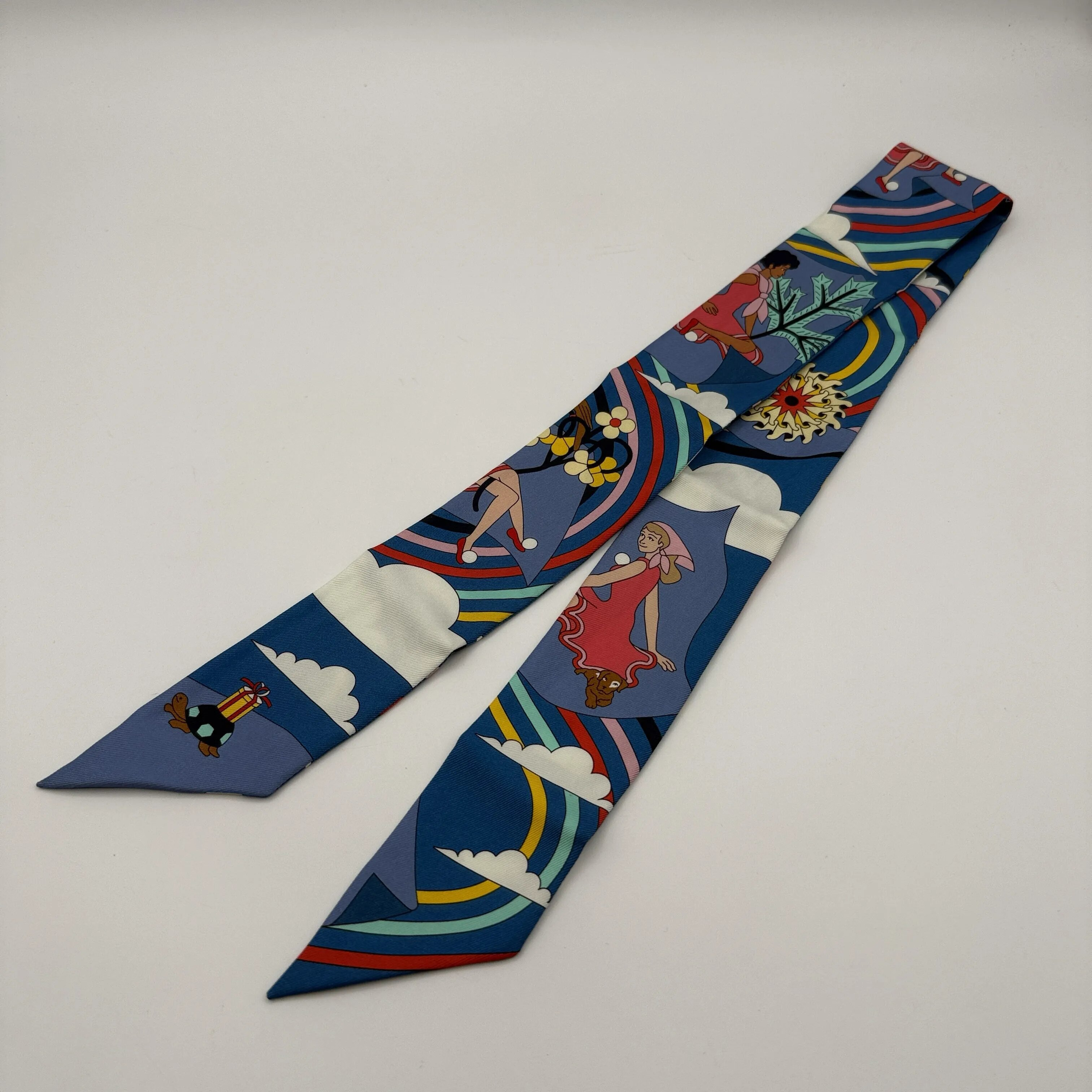 Twilly Flying Carre and other accessories — view 4
