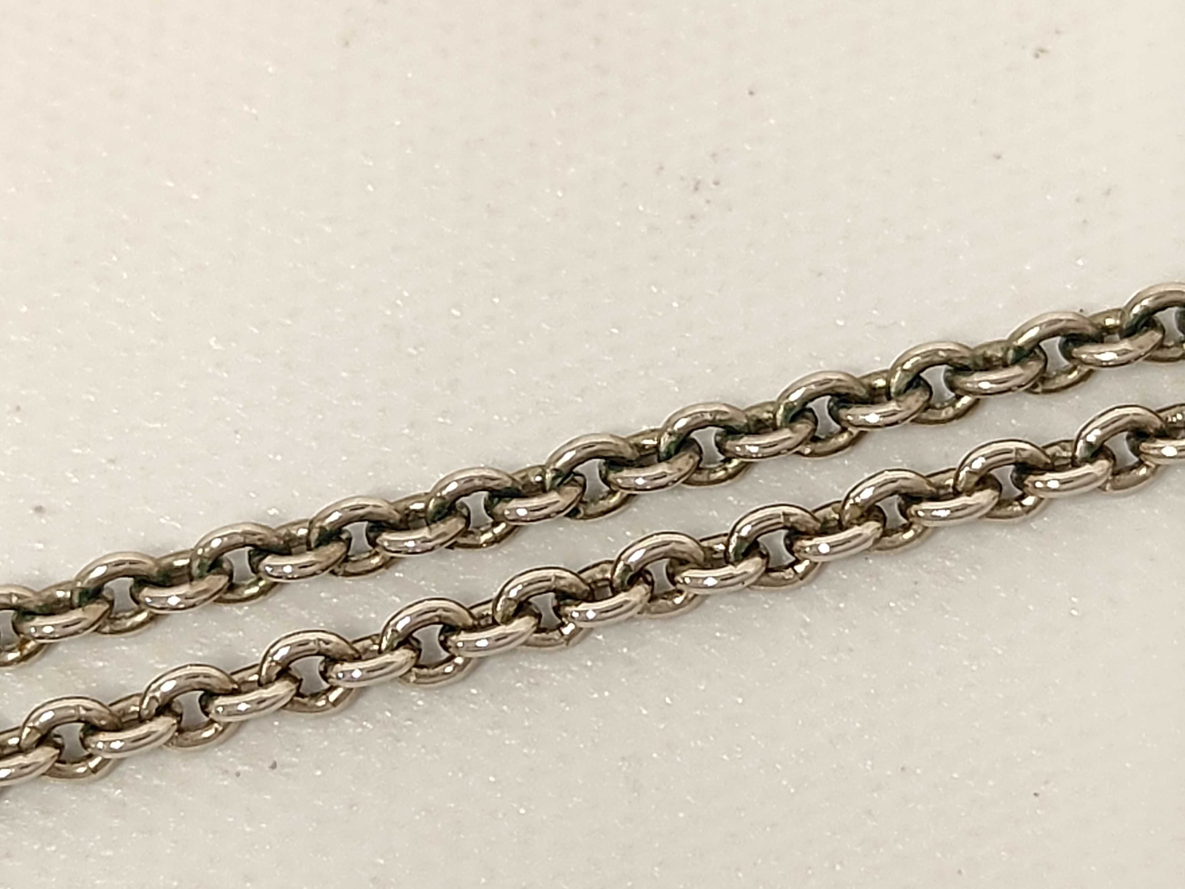 Essential V Silver Necklace — view 8
