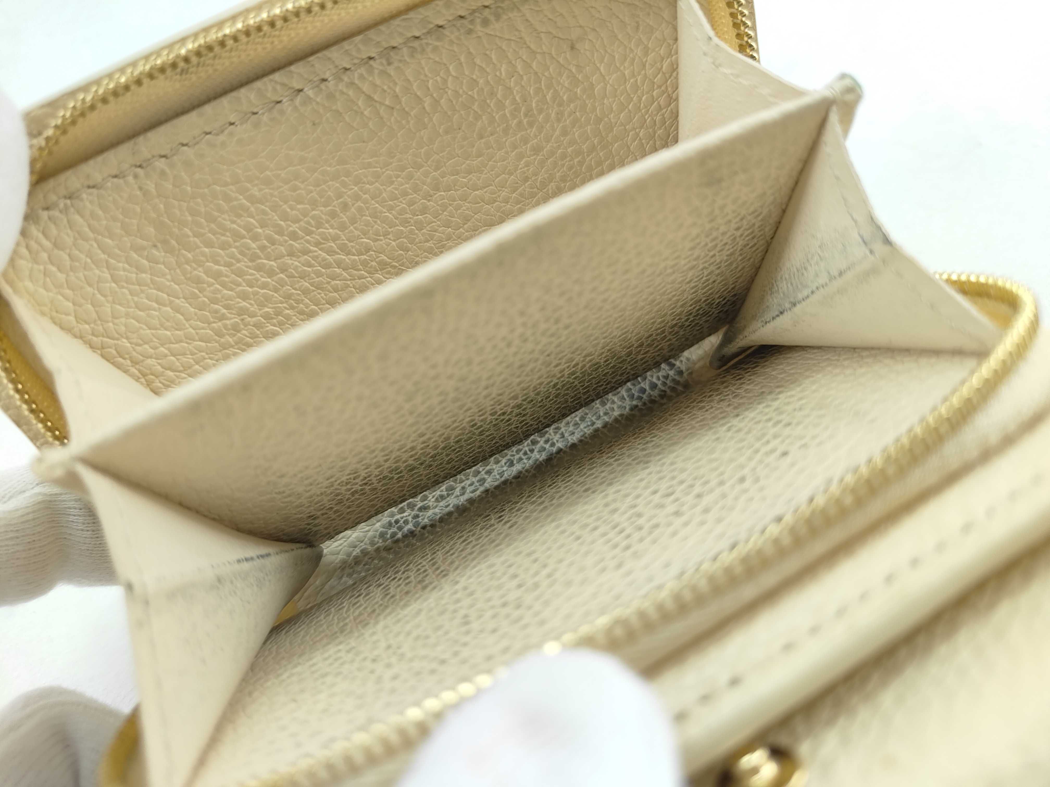 wallet — view 11