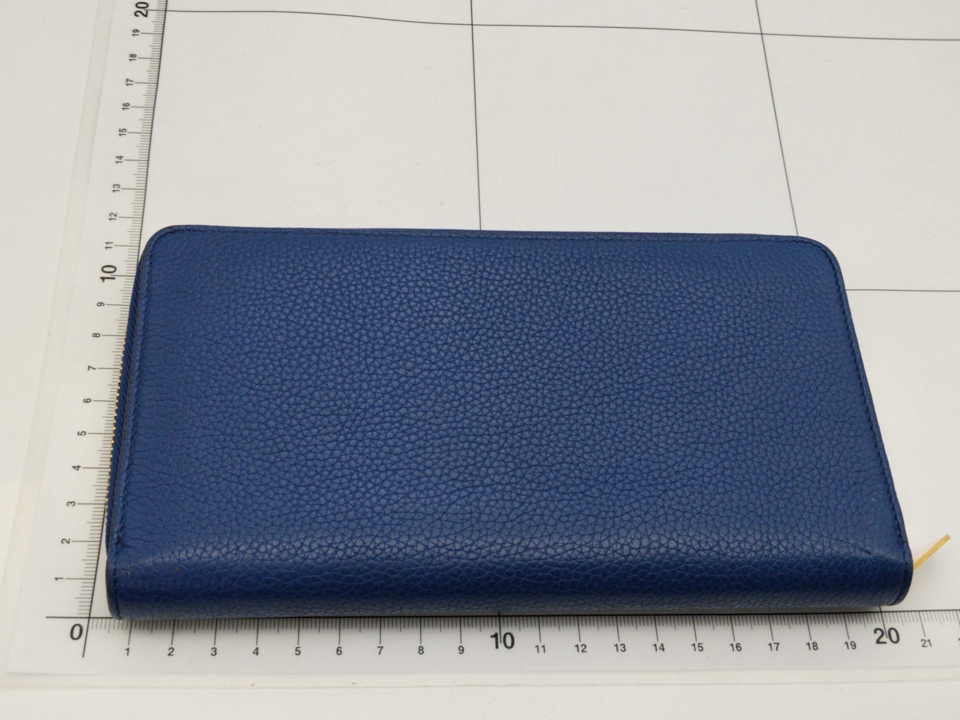 Round Zip Long Wallet — view 2
