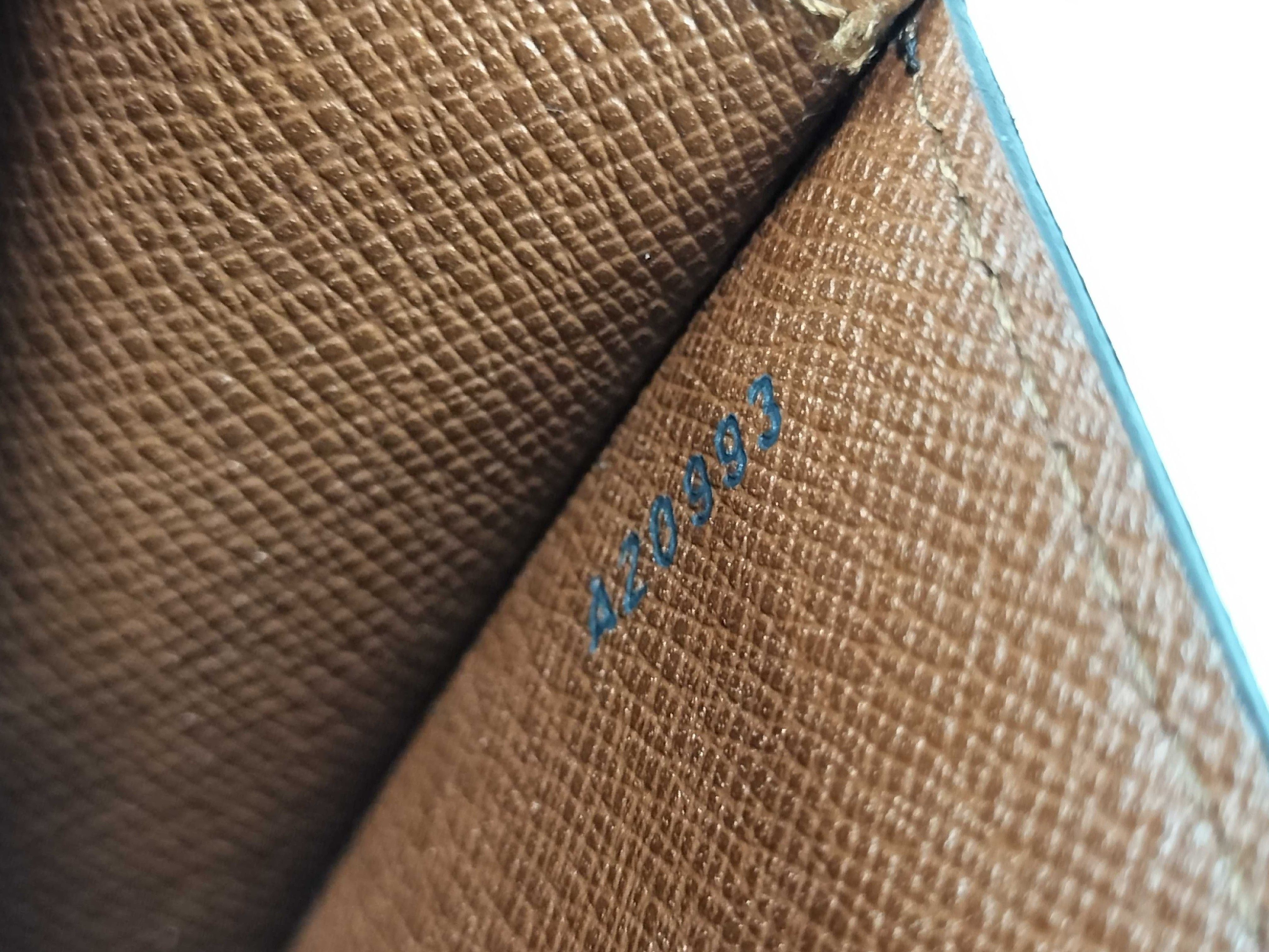 Monogram Louis Vuitton Waist Bag - In-Person Appraisal — view 11