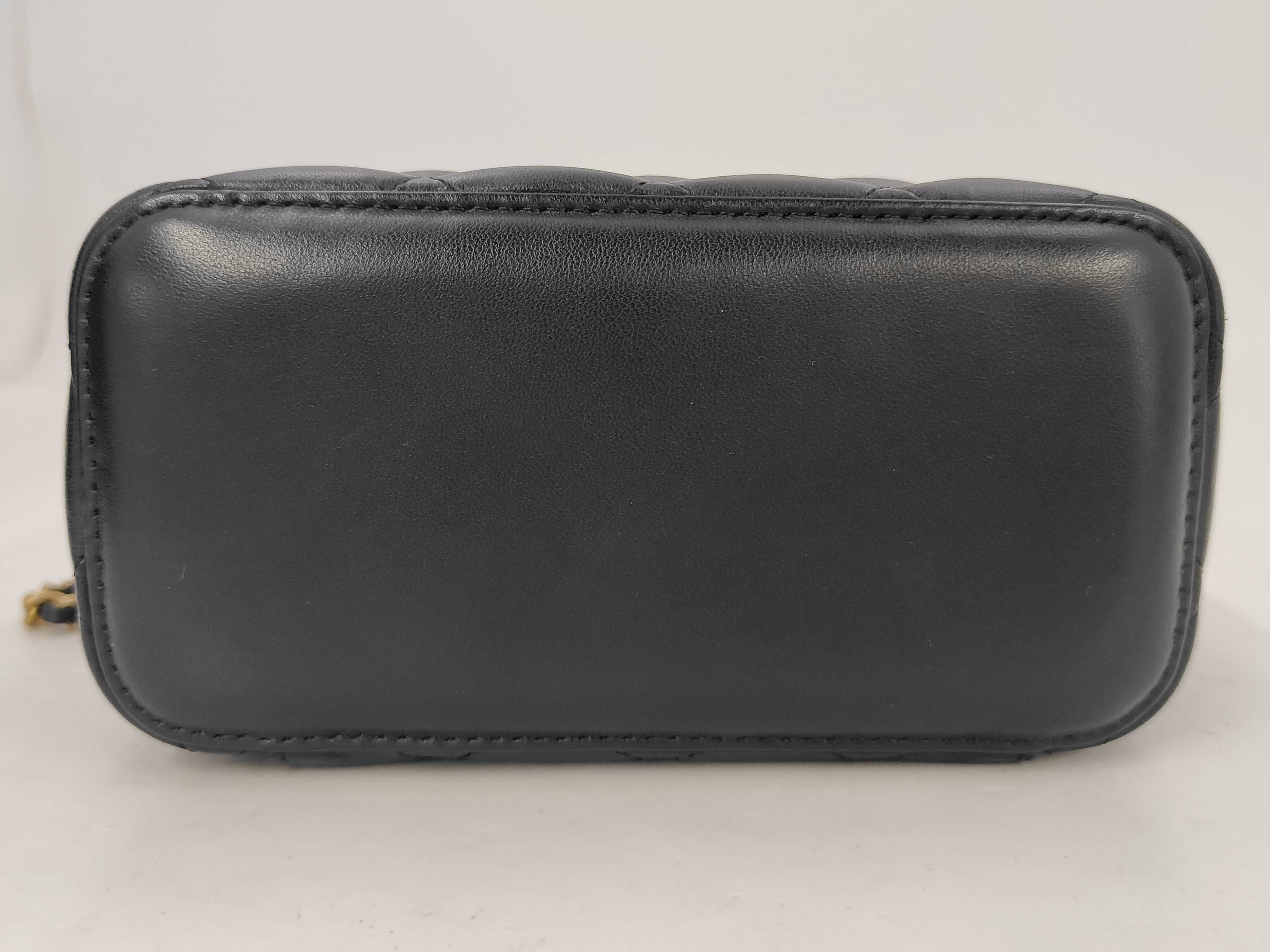 Matelassé Coco Ball Vanity Bag Shoulder Bag — view 4