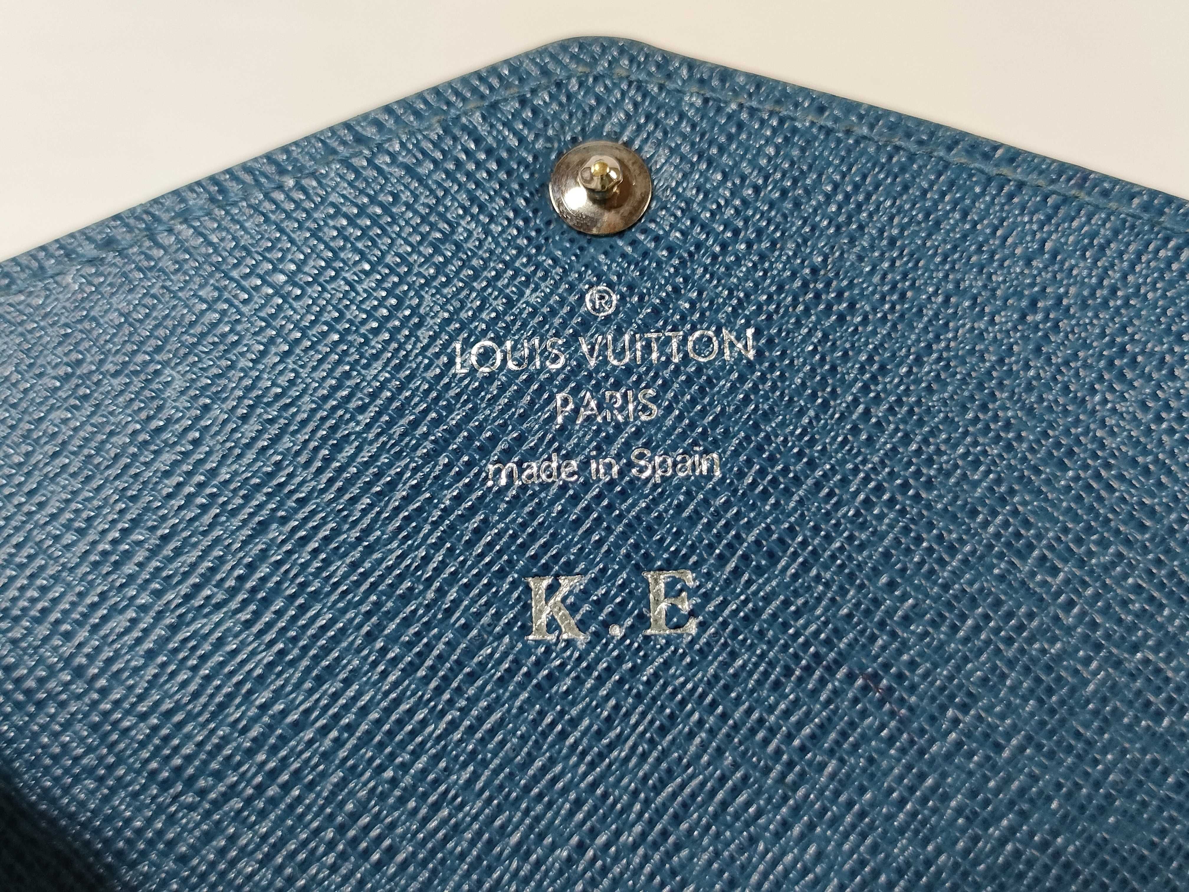 Epi Portefeuille Sarah Bicolor Wallet with Initials — view 14