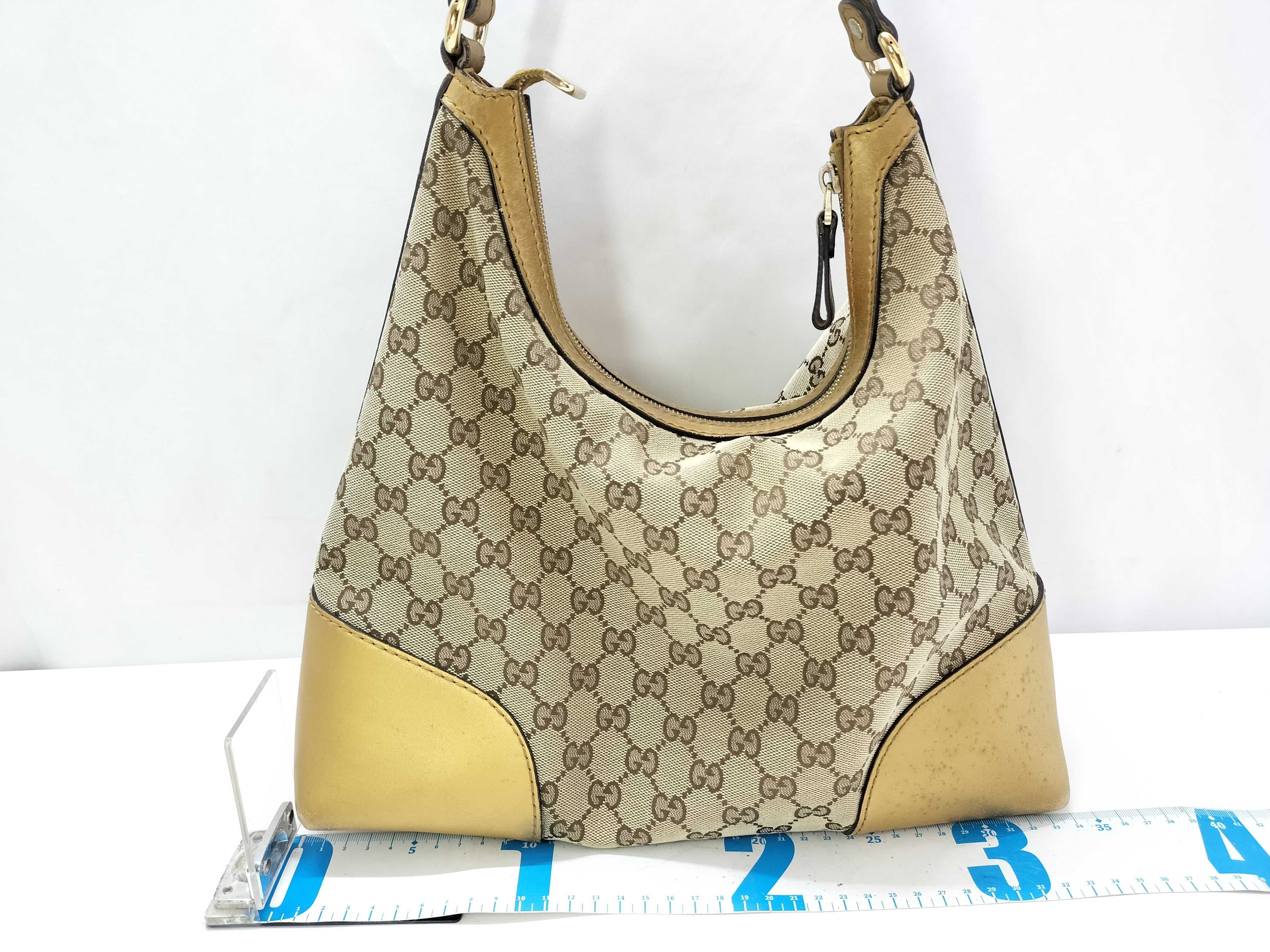 GG Canvas Gucci Handbag Shoulder Bag — view 2