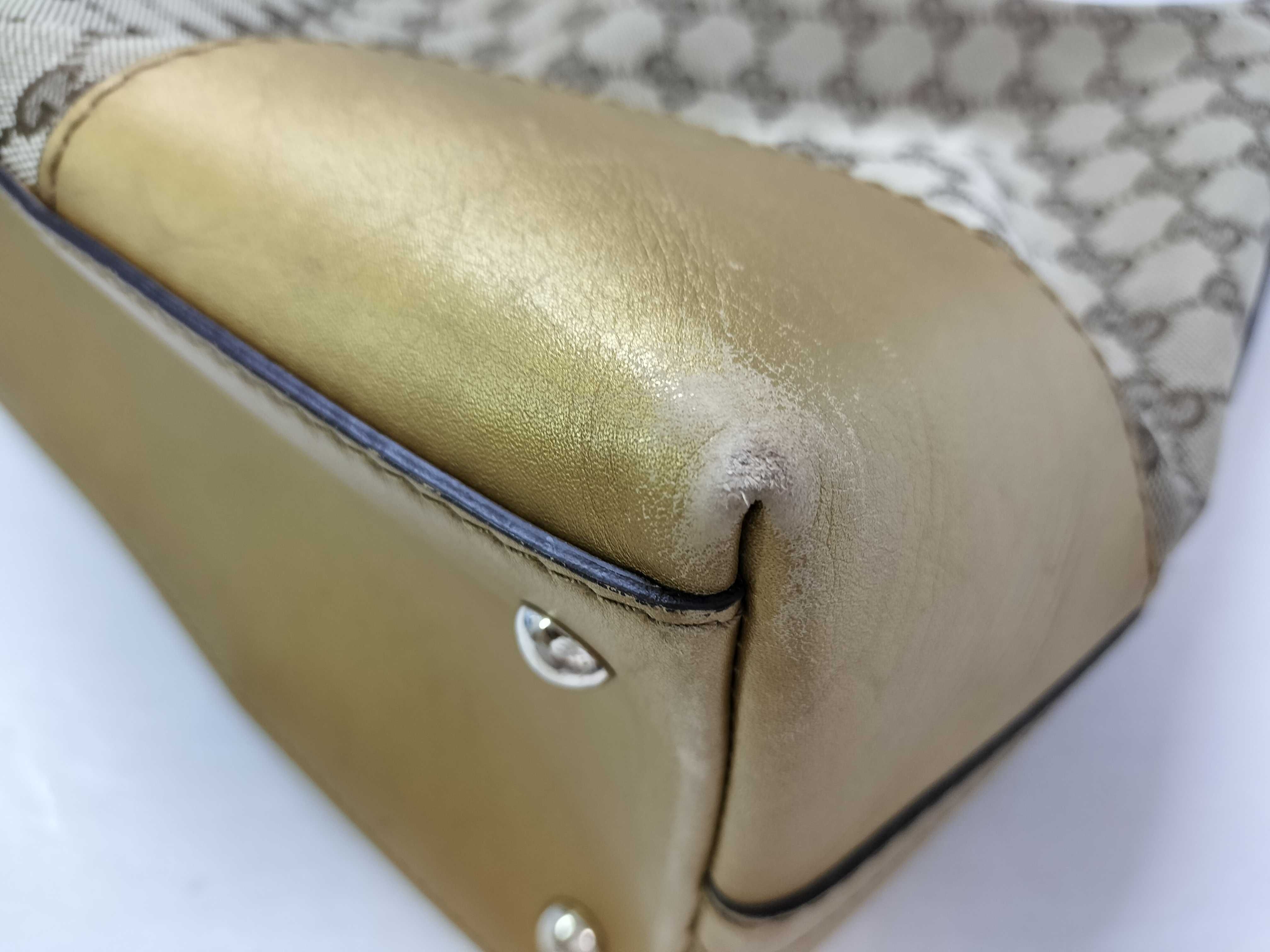 GG Canvas Gucci Handbag Shoulder Bag — view 7
