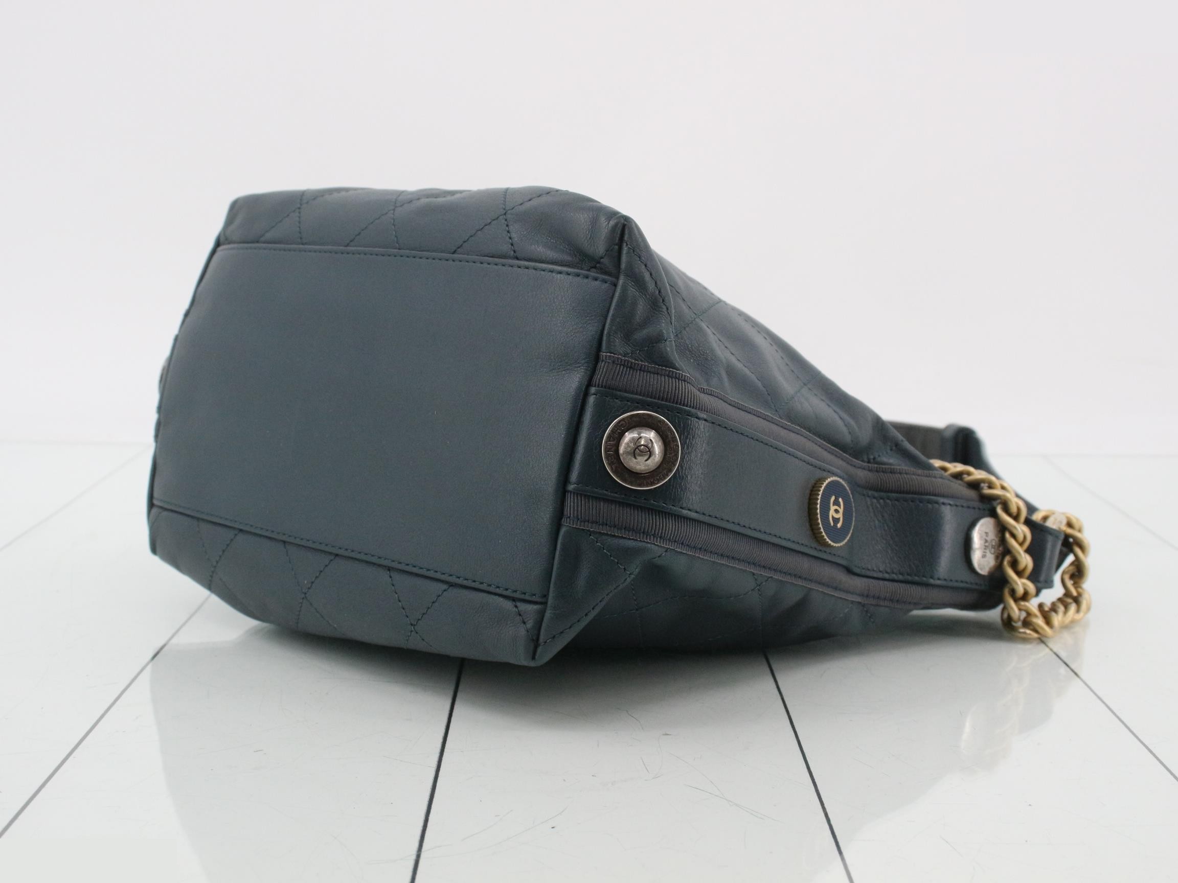 Leather Turnlock 2-Way Chain Semi-Shoulder — view 6