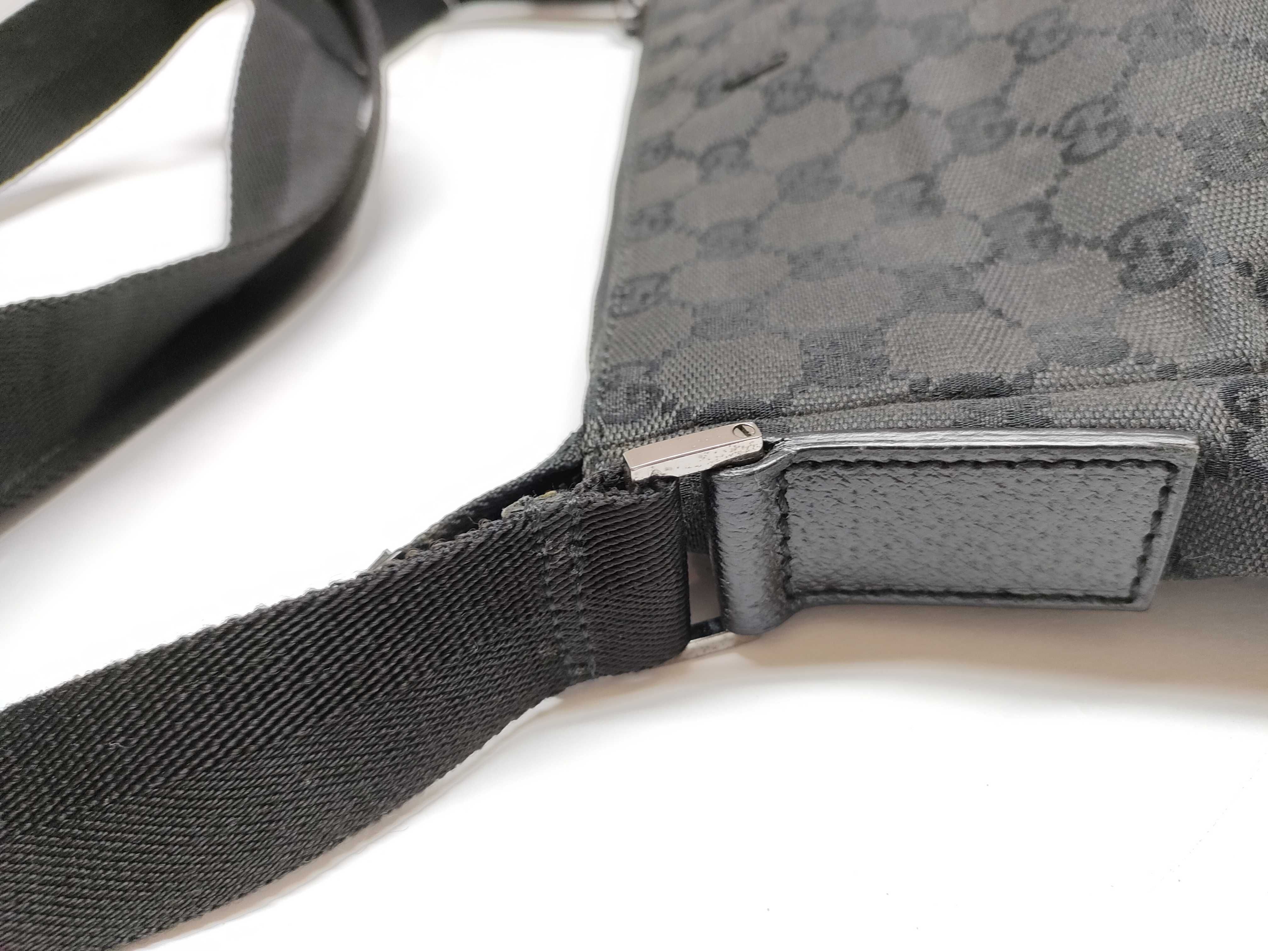 GG Canvas 114273 Shoulder Bag — view 8