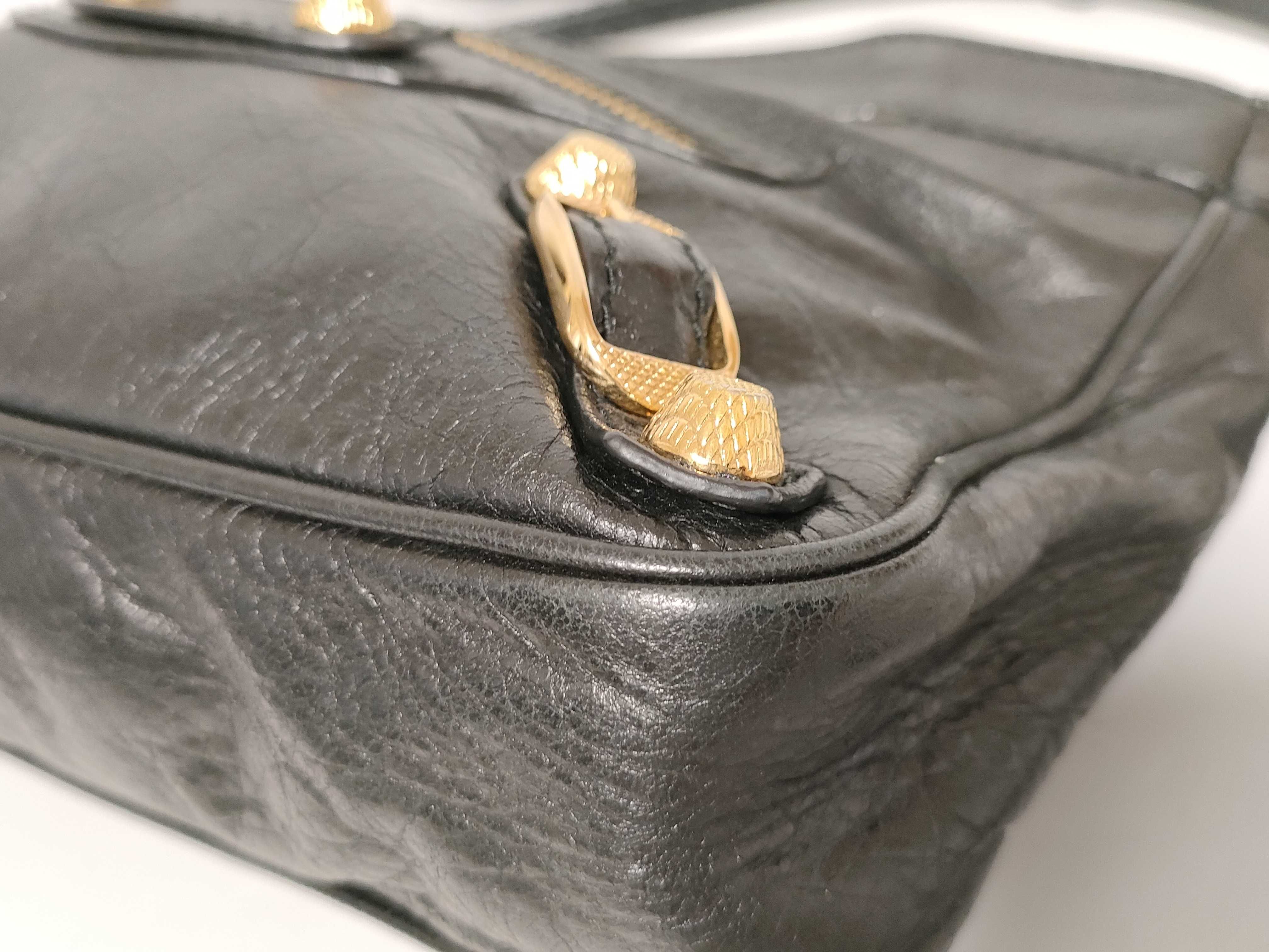 Giant Hip Leather Shoulder Bag, Black, 237203 (Shoulder Bag) — view 7