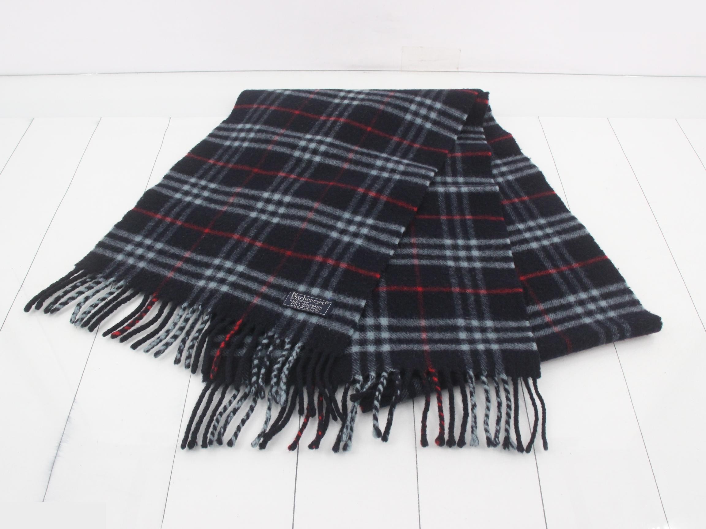 Other lines: Small items, accessories, and scarves — view 2