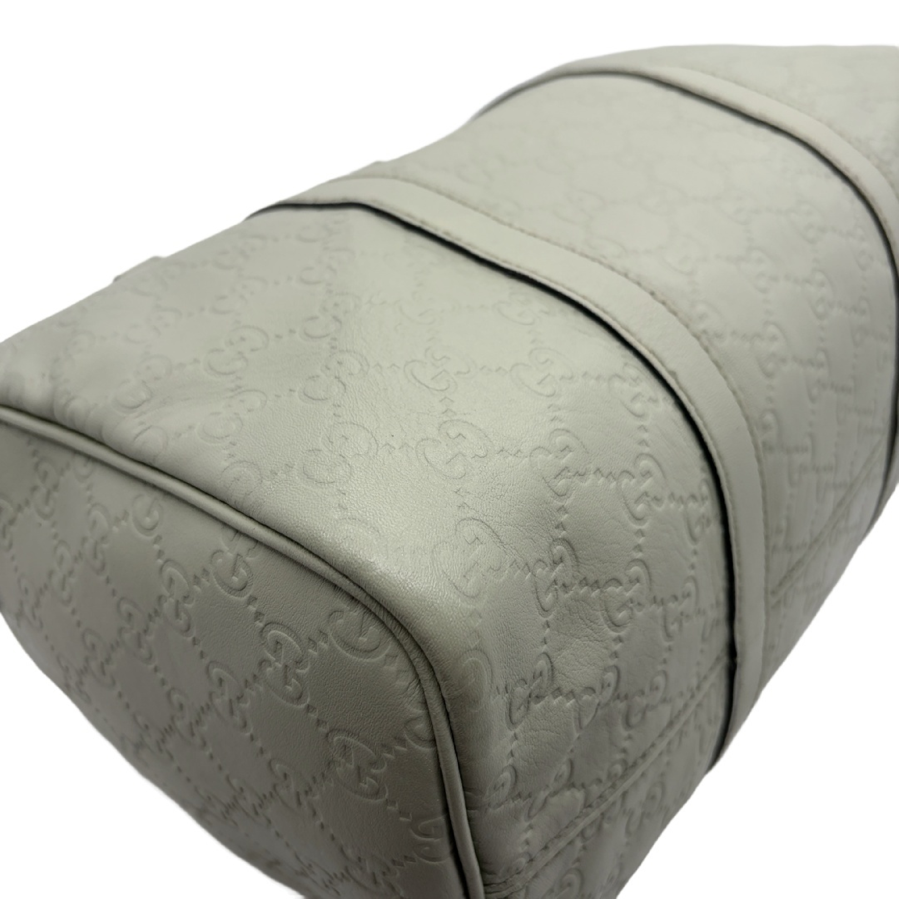Guccissima GG embossed leather Boston bag — view 8