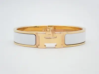 Click crack bracelet, wrist circumference approximately 14.5 cm
