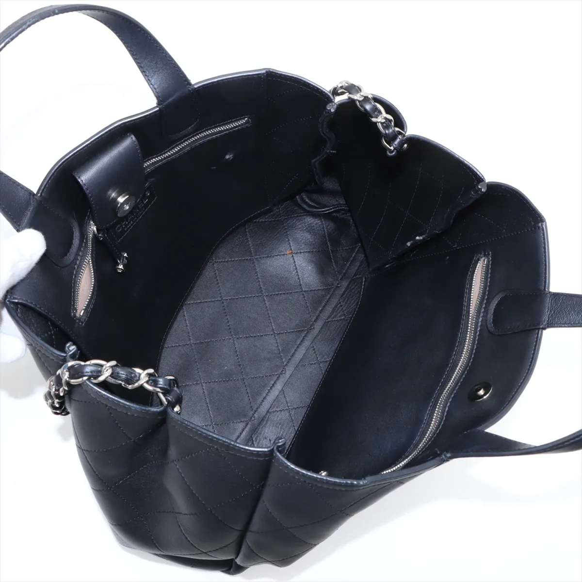 Matelasse Lambskin 2WAY Handbag Black Silver Hardware 26981957 No. 26 — view 8