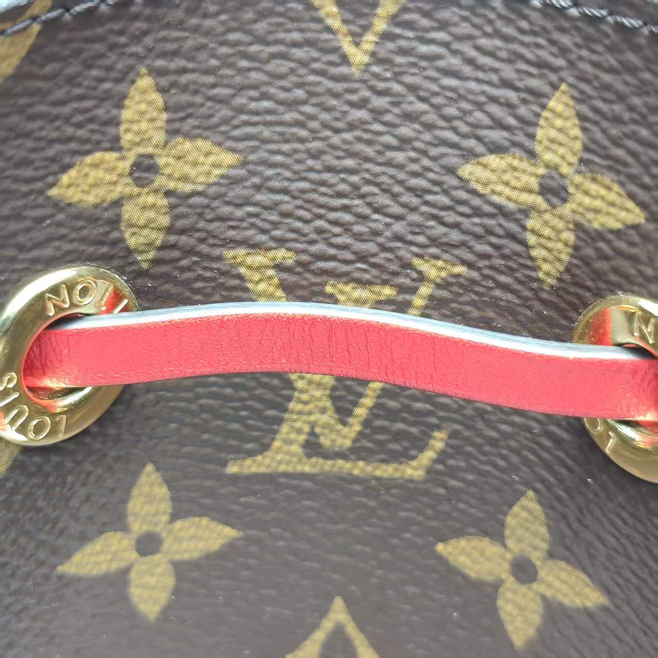 【*Shipped from: China*】LOUIS VUITTON PU Shoulder Bag — view 11