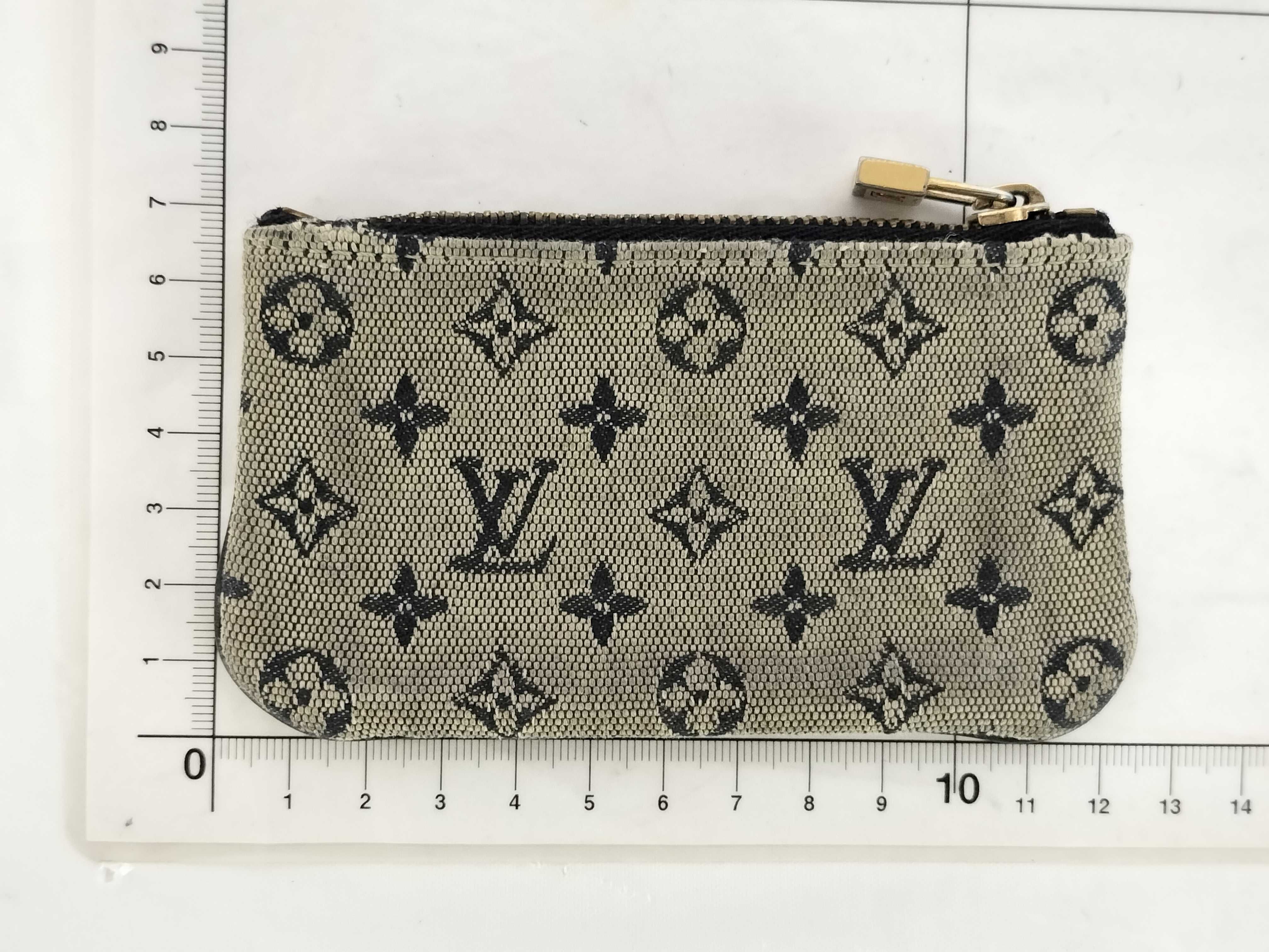 Monogram Mini Lin Pochette Clé Ivory Coin Case — view 2