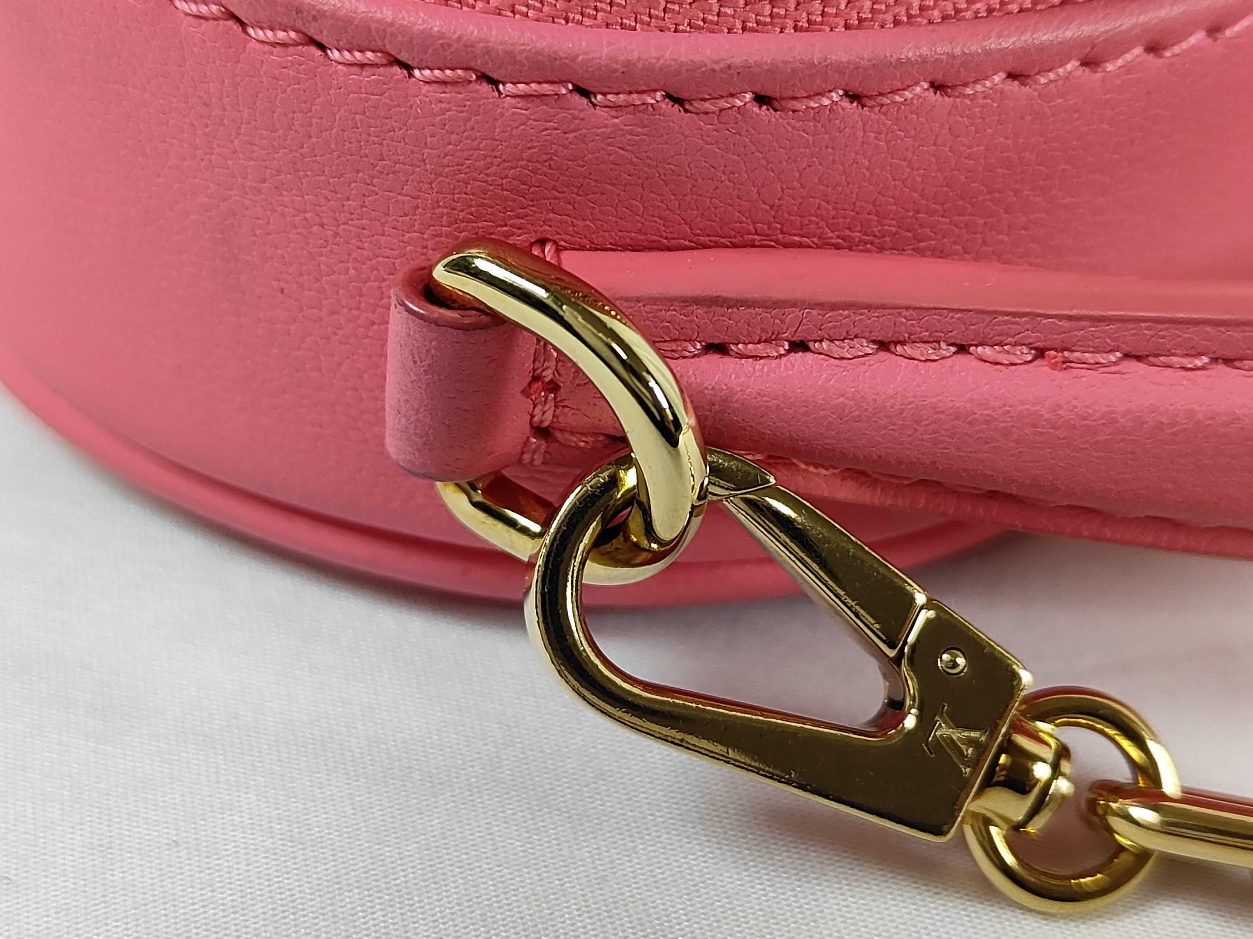 Heart Pouch Chain Shoulder Bag Monogram M81893 Handbag — view 13
