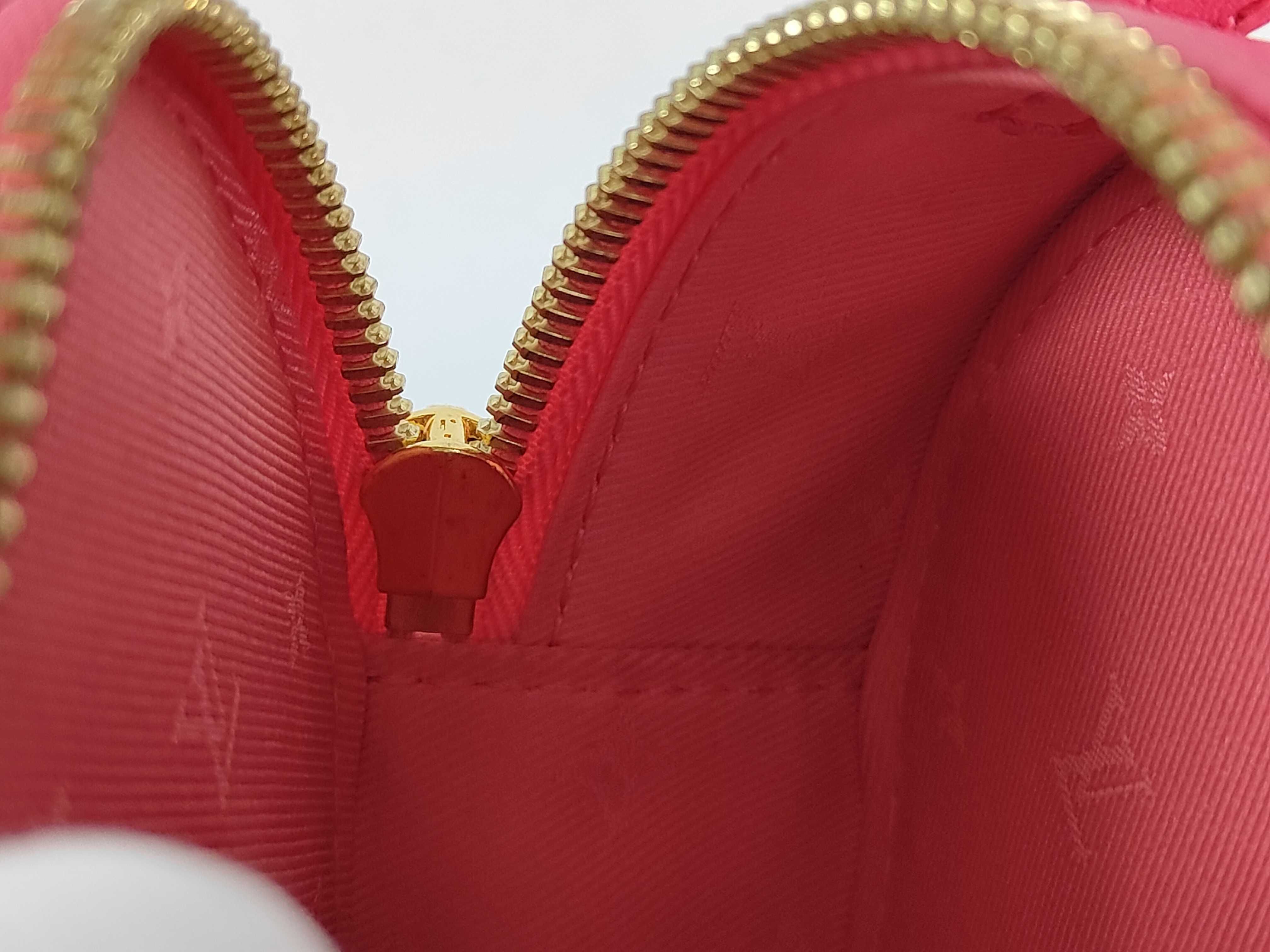 Heart Pouch Chain Shoulder Bag Monogram M81893 Handbag — view 9