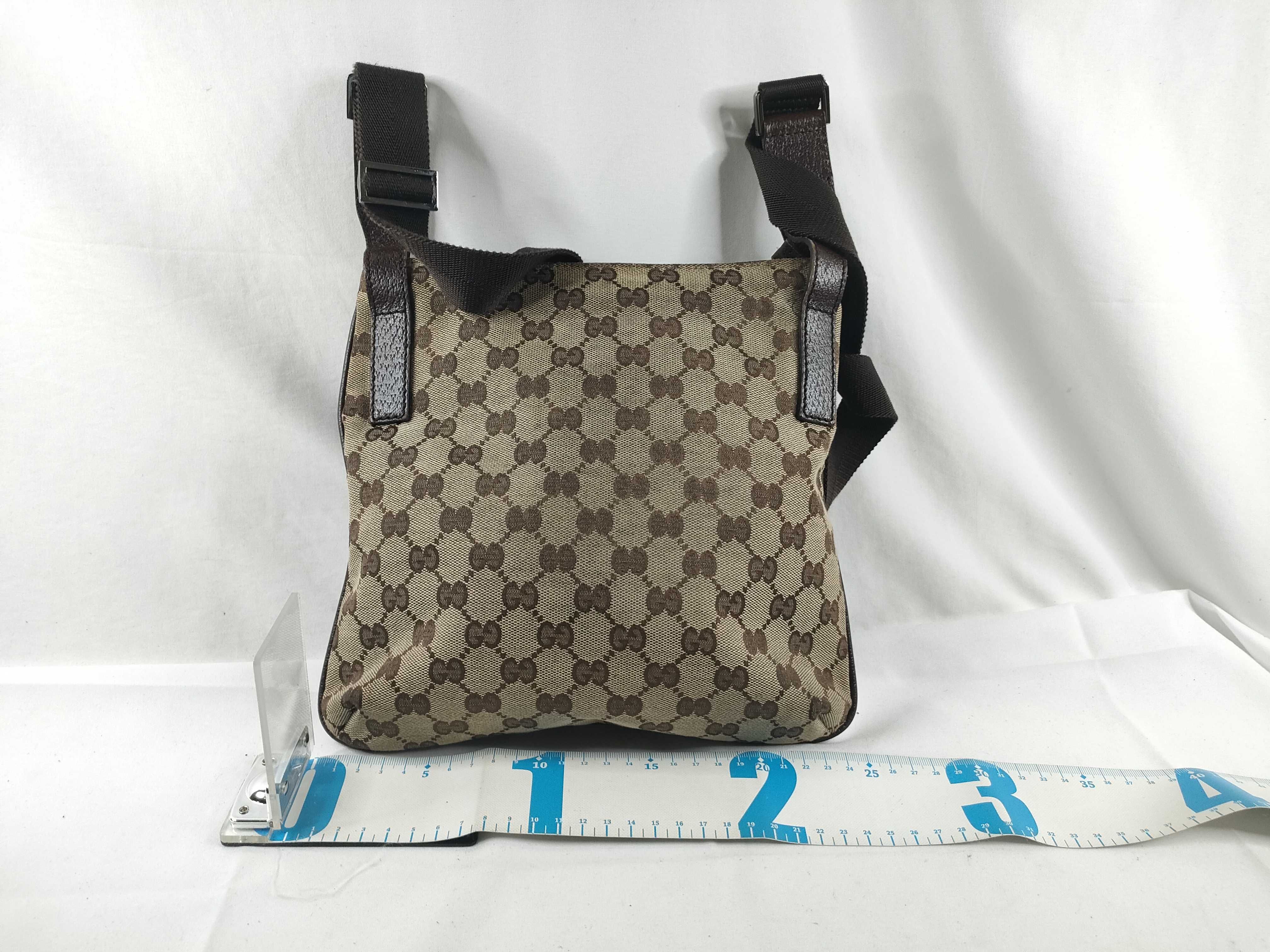 GG Canvas Shoulder Bag — view 2