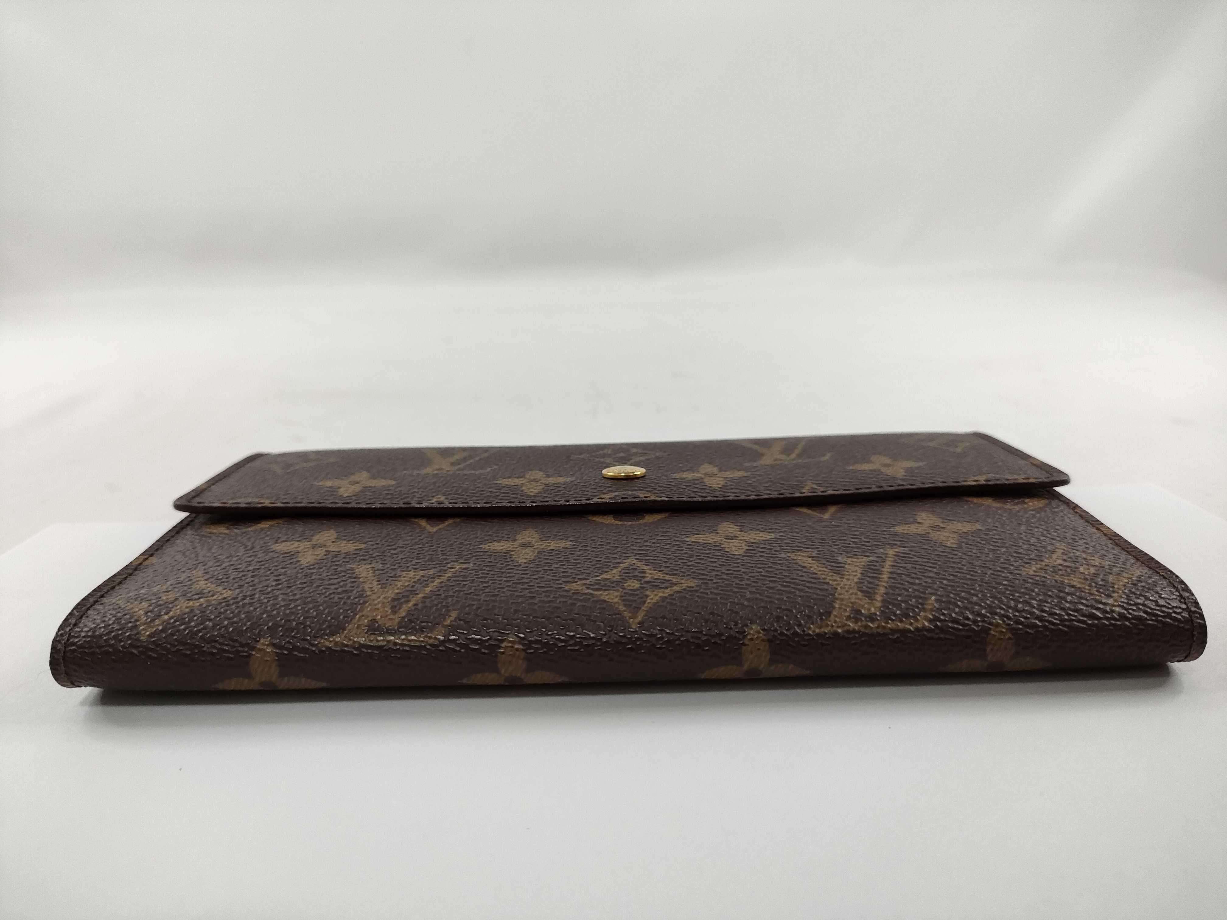 Monogram Portefeuille Tresor International Wallet — view 3