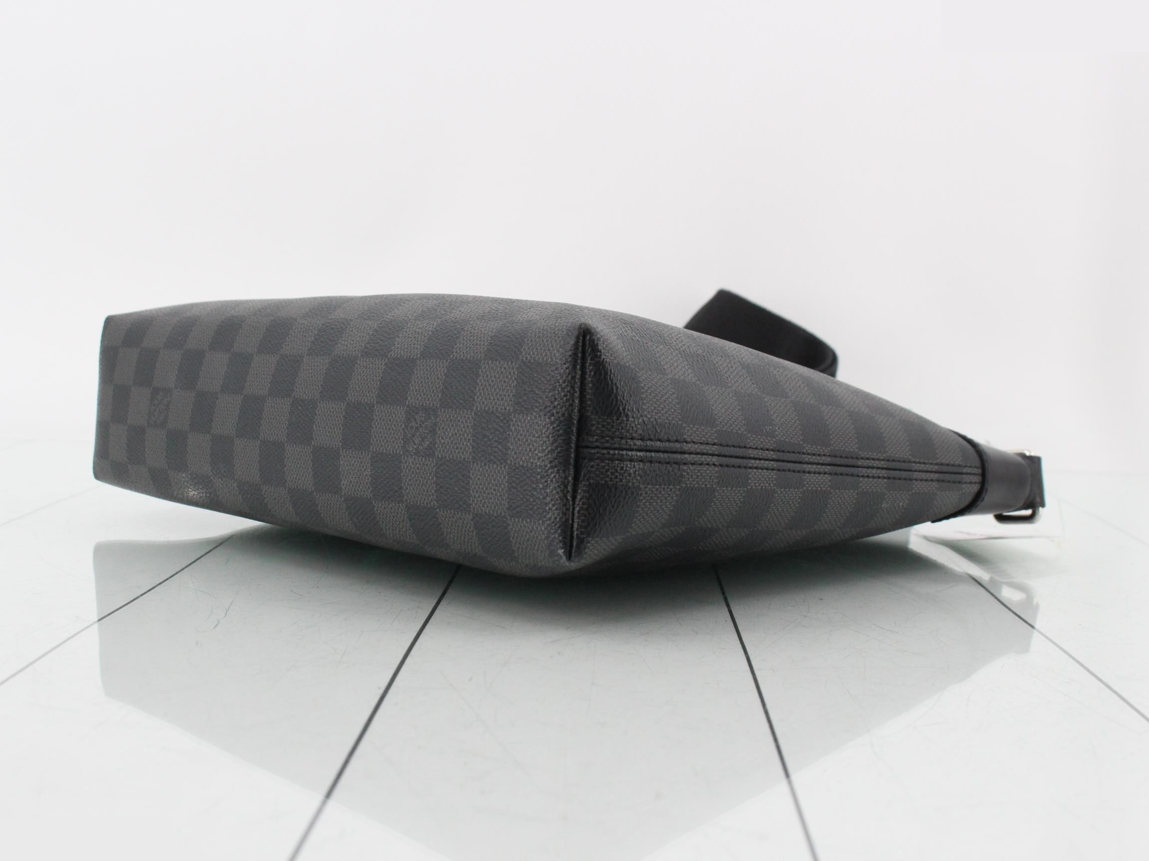 Damier Graphite Mick PM NM Shoulder Bag — view 6