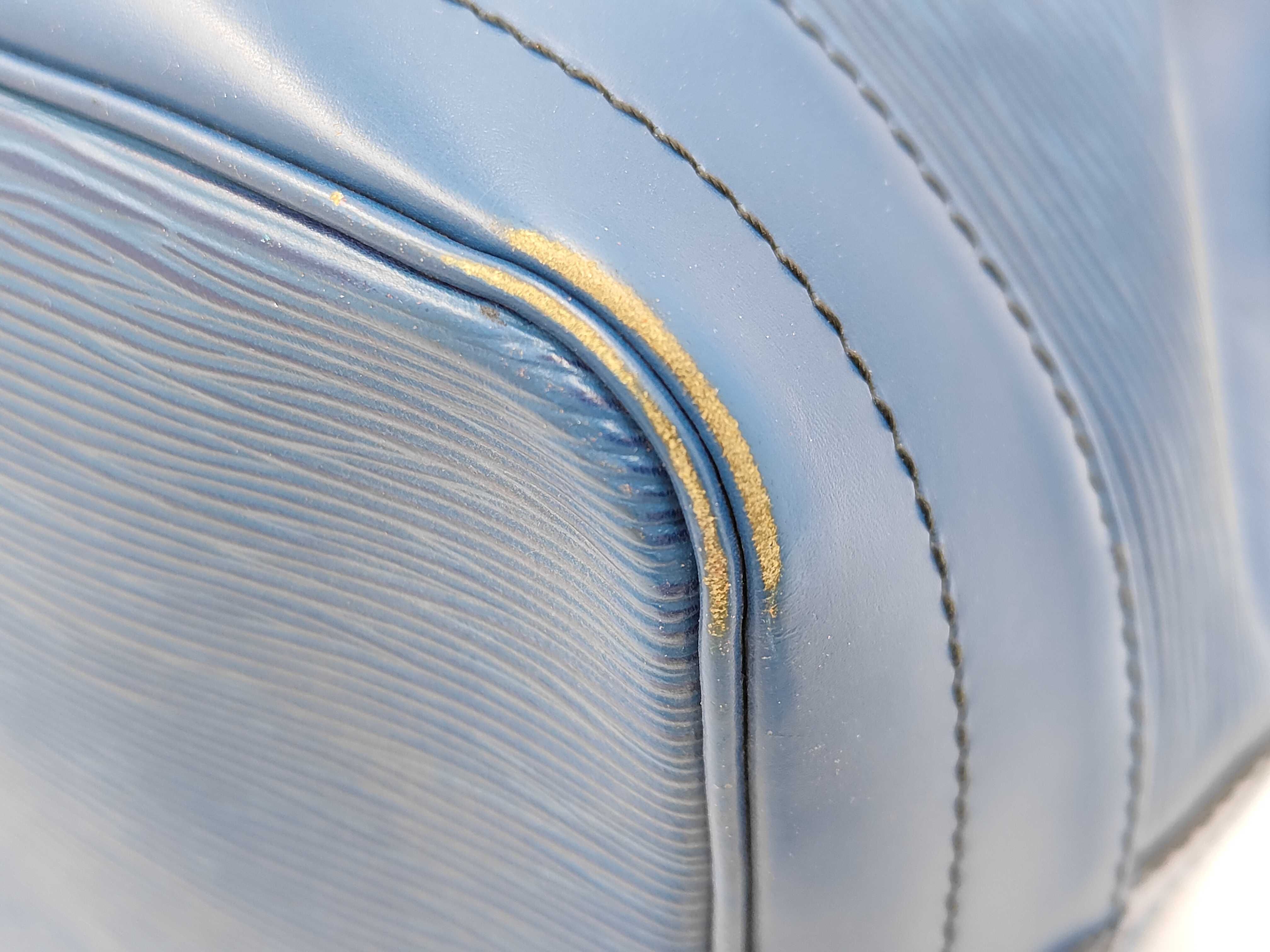 Epi Noé Shoulder Bag — view 6