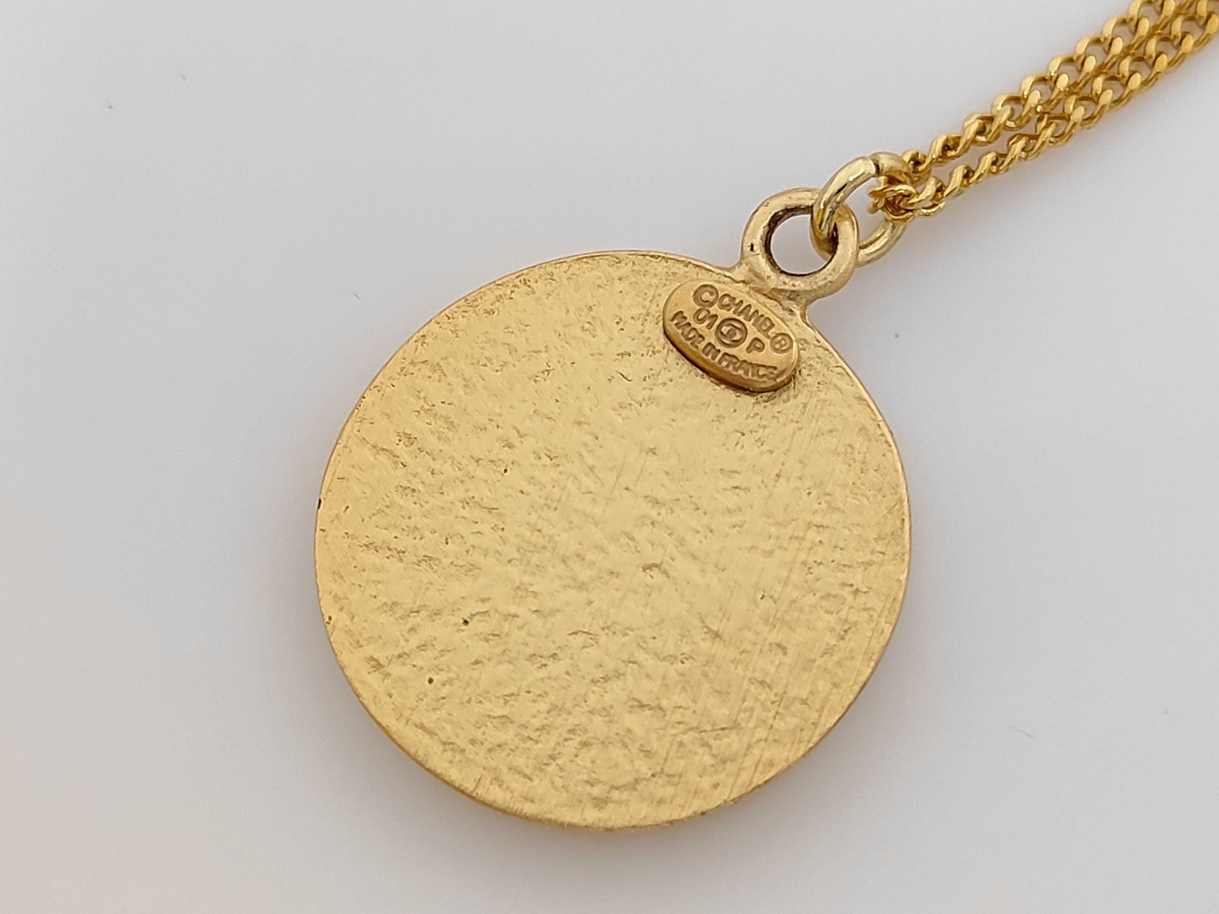 Coco Mark Coin Motif Necklace 01P — view 3