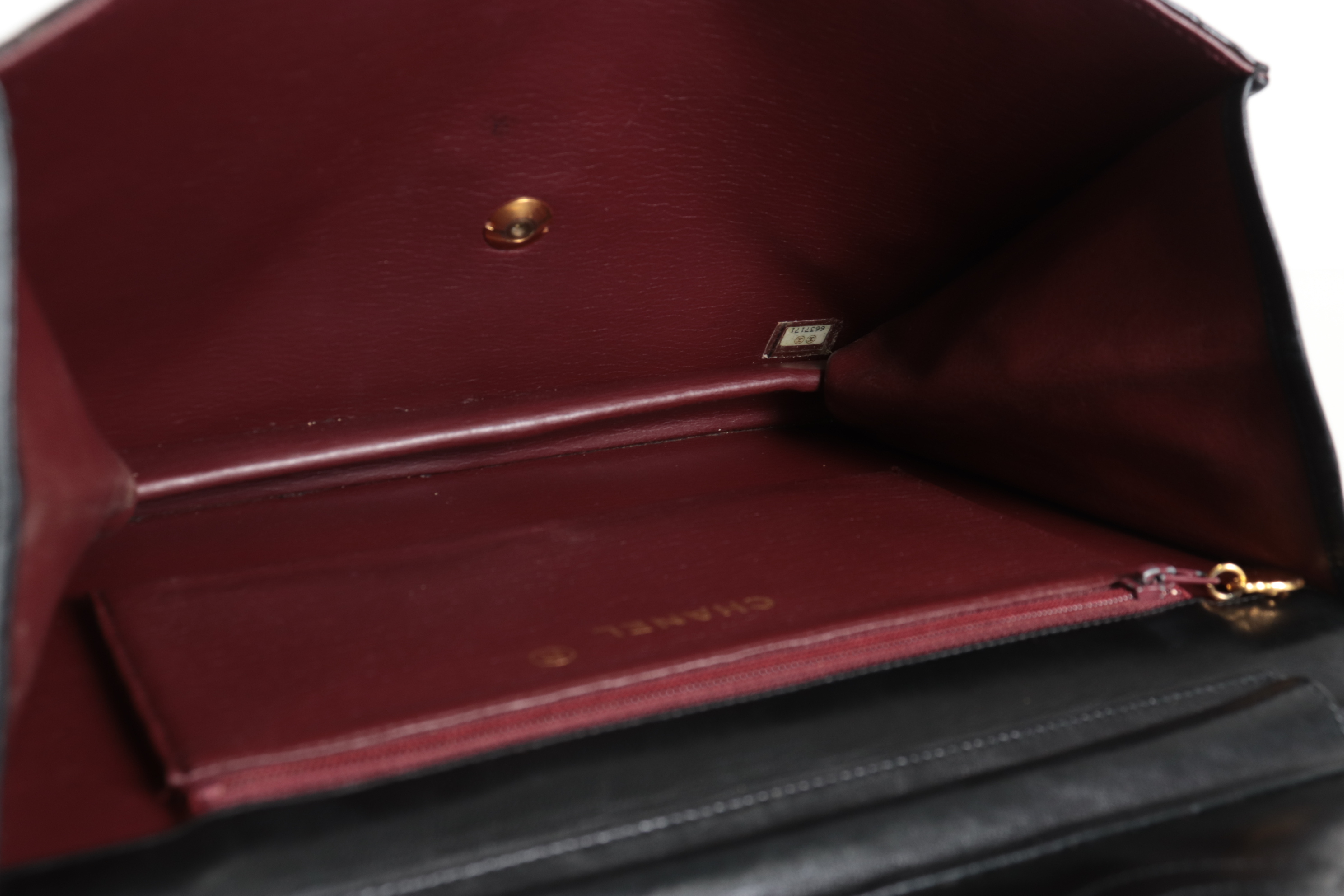 Matelassé Lambskin Push Chain Shoulder Bag — view 8