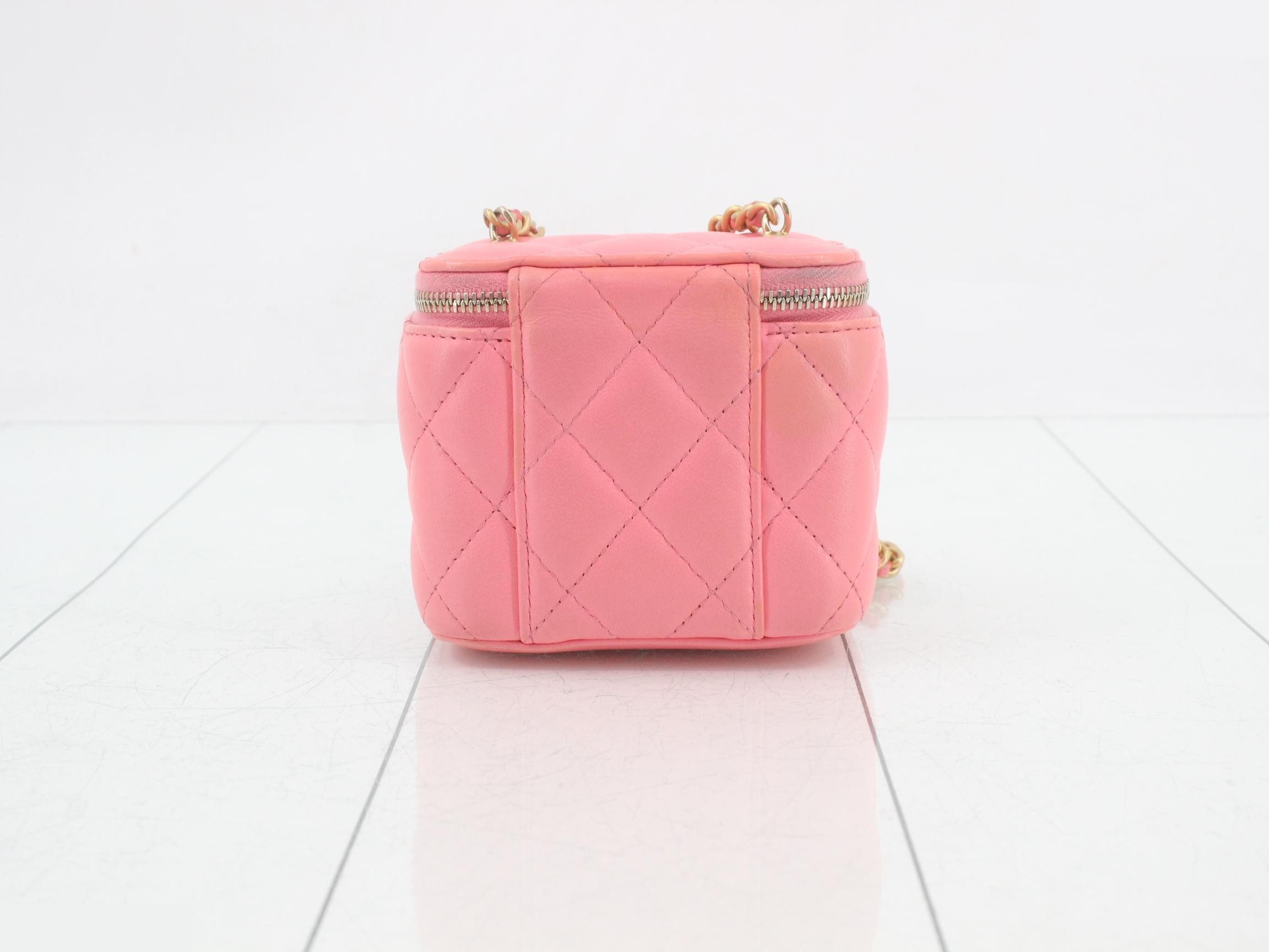 Vanity Shoulder Bag — view 2