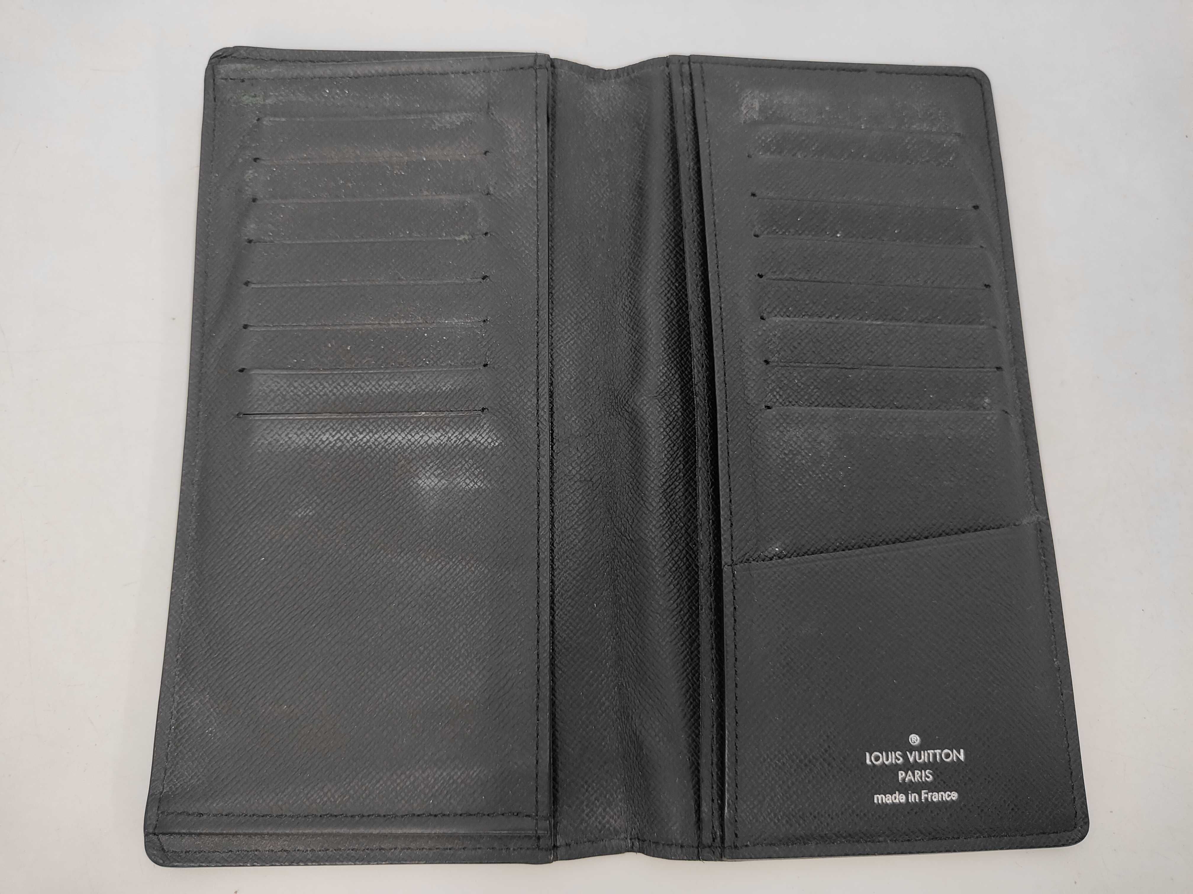 LV wallet — view 5